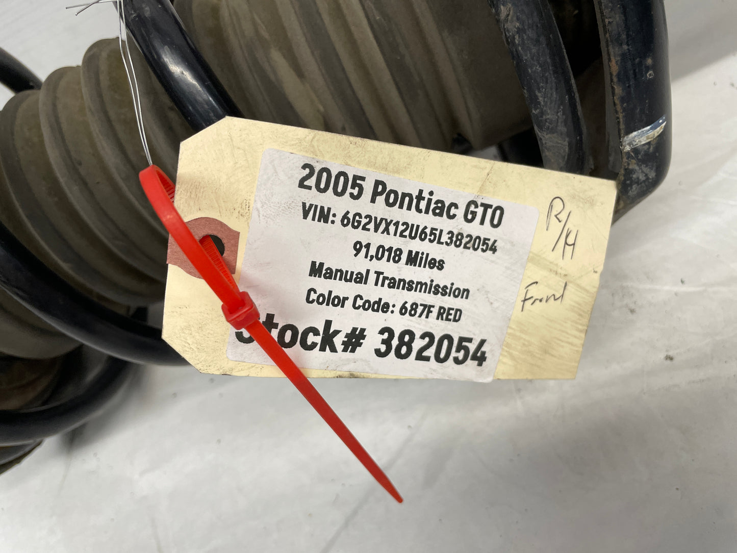 2005 Pontiac GTO RH Passenger Front Strut Assembly OEM - Day's Parts Yard