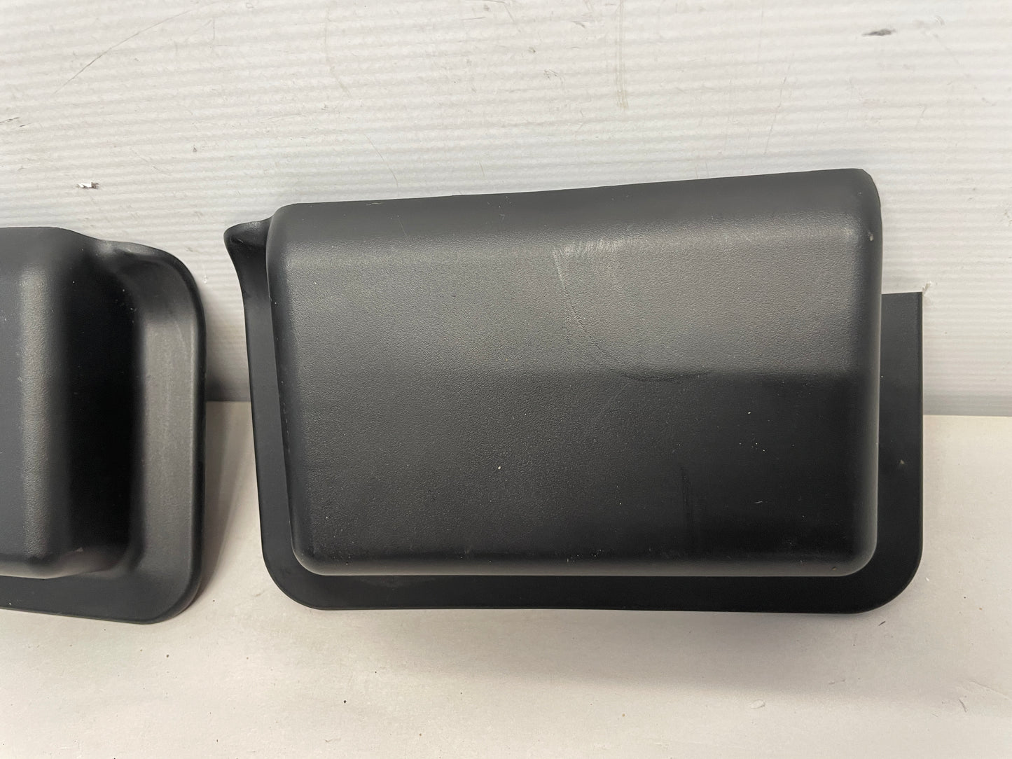 2017 Chevy SS Sedan RH & LH Seat Plug Connector Wire Covers OEM - Day's Parts Yard