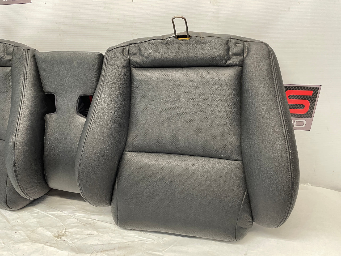 2005 Pontiac GTO Seats Fronts and Rears Black Leather OEM - Day's Parts Yard