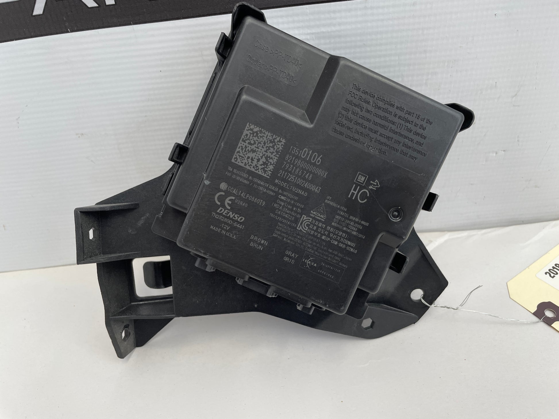 2018 Cadillac CTS-V Keyless Entry w/ Bracket Module OEM - Day's Parts Yard