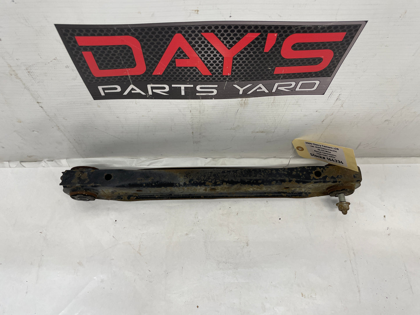 2000 Chevy Camaro Z28 RH Passenger Rear Suspension Lower Control Arm OEM - Day's Parts Yard