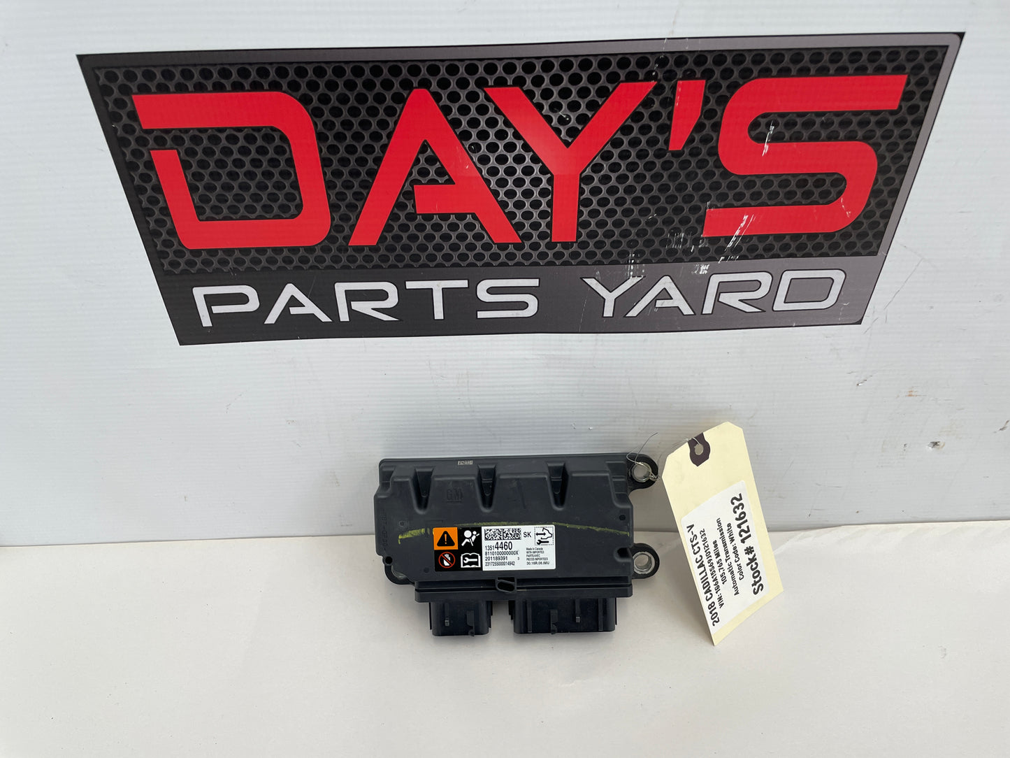 2018 Cadillac CTS-V Seat Belt Restraint Control Module OEM - Day's Parts Yard