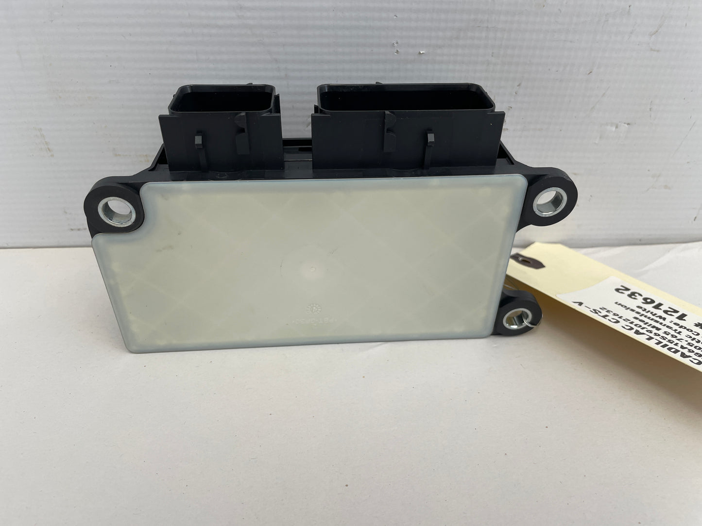2018 Cadillac CTS-V Seat Belt Restraint Control Module OEM - Day's Parts Yard
