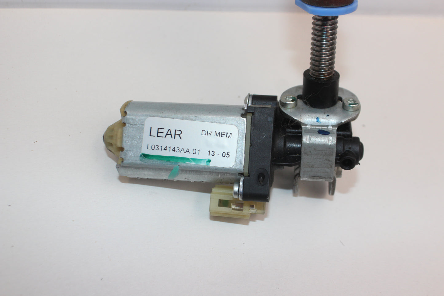 2014 Chevy SS Sedan Front LH Driver Seat Tack Adjust Control Motor OEM - Day's Parts Yard