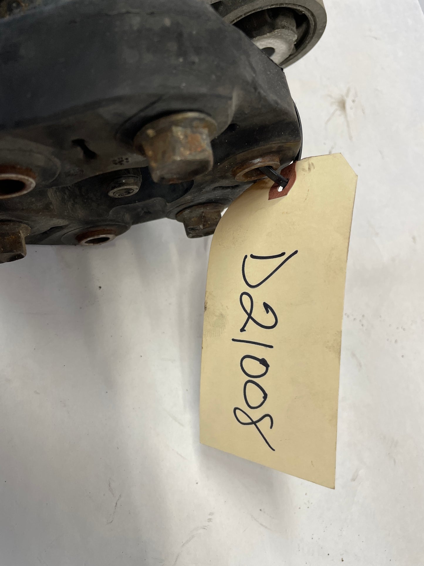 2009 Pontiac G8 Base Rear End Rearend Differential 2.92 OEM - Day's Parts Yard