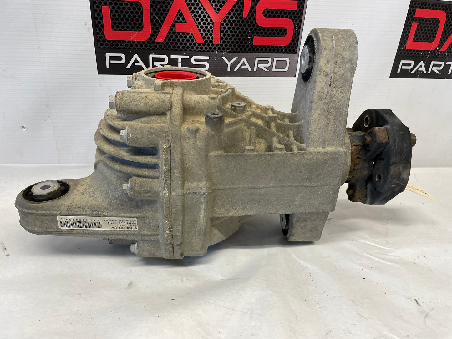2009 Pontiac G8 Base Rear End Rearend Differential 2.92 OEM - Day's Parts Yard