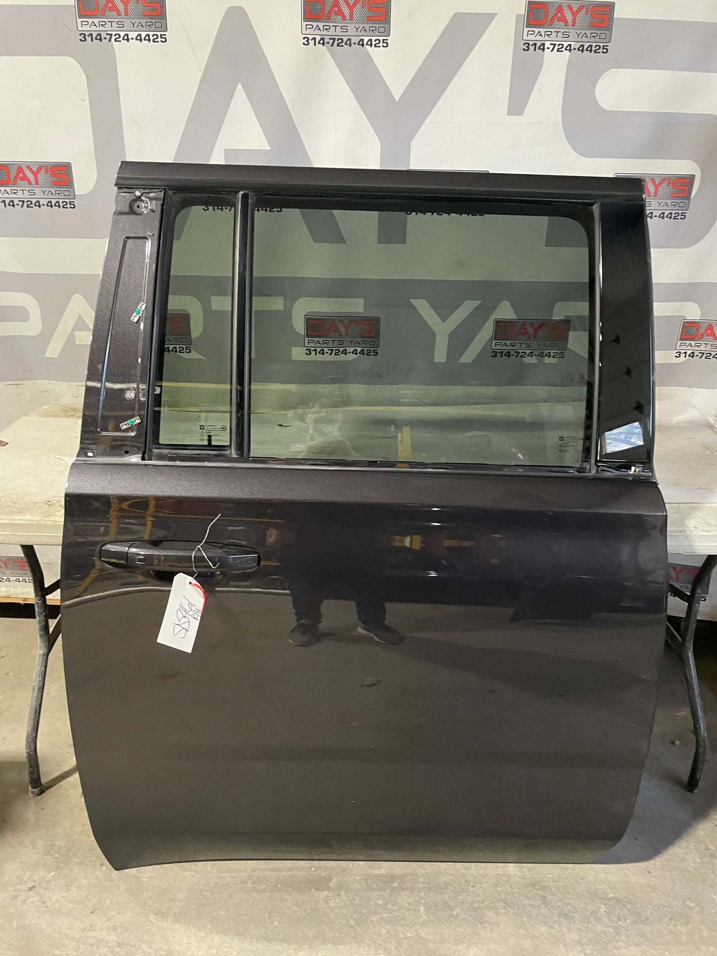 2018 Chevy Suburban LT Rear RH Passenger Exterior Door OEM - Day's Parts Yard