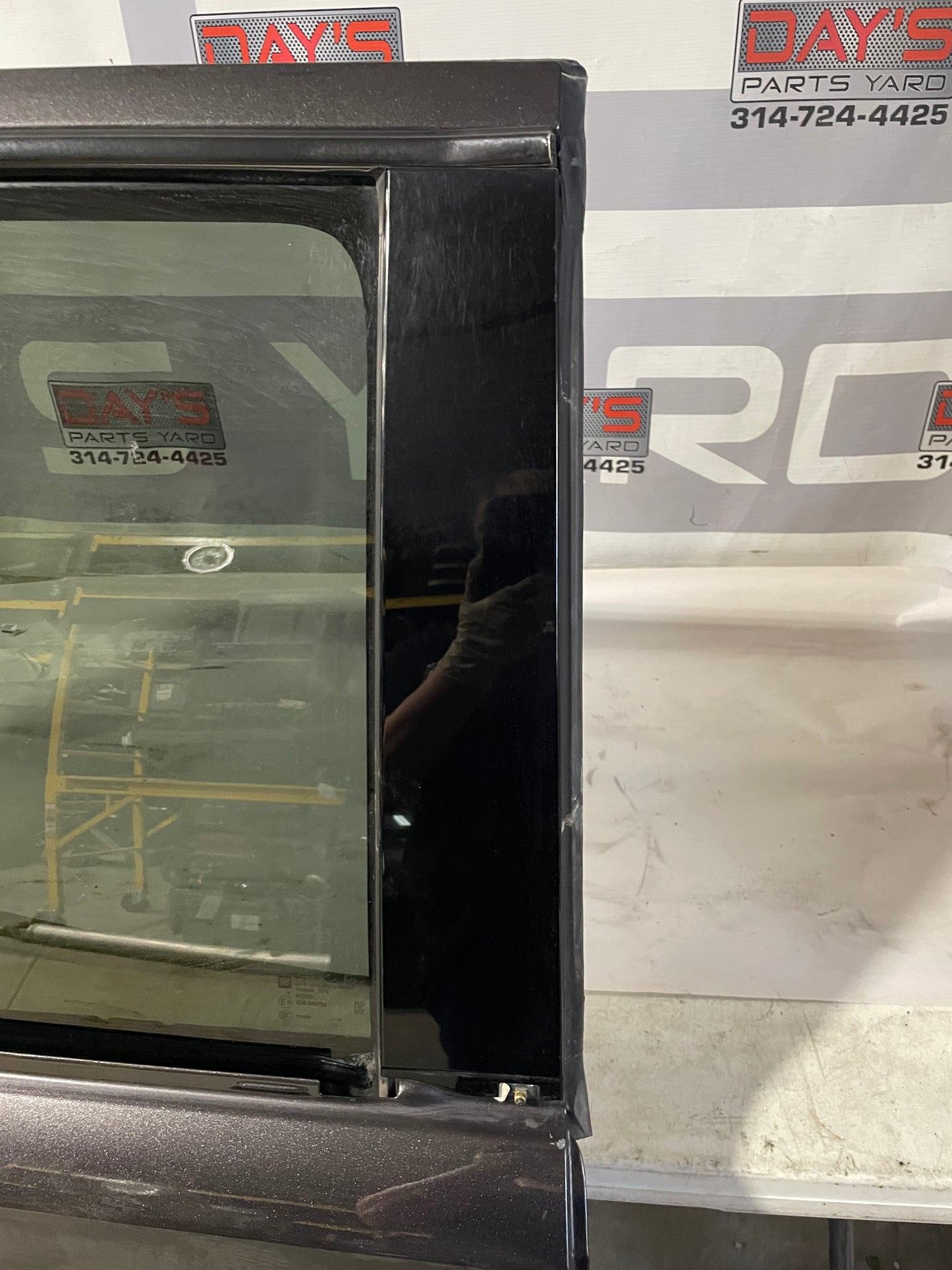 2018 Chevy Suburban LT Rear RH Passenger Exterior Door OEM - Day's Parts Yard