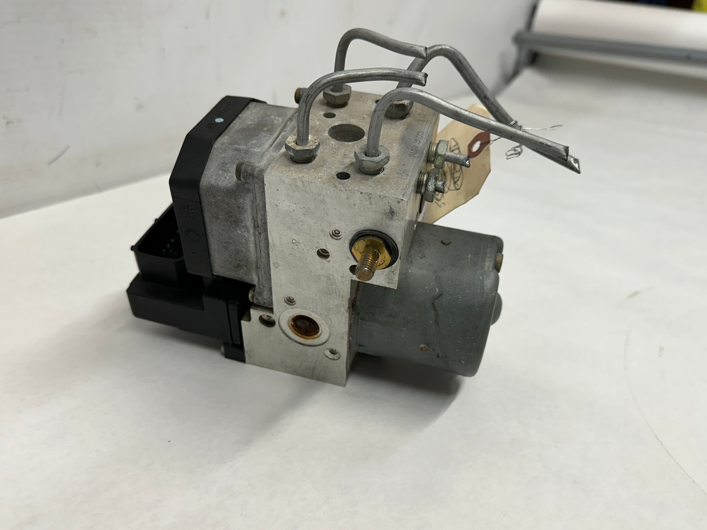 2002 Chevy Camaro SS Anti Lock Brake Pump ABS Module OEM - Day's Parts Yard
