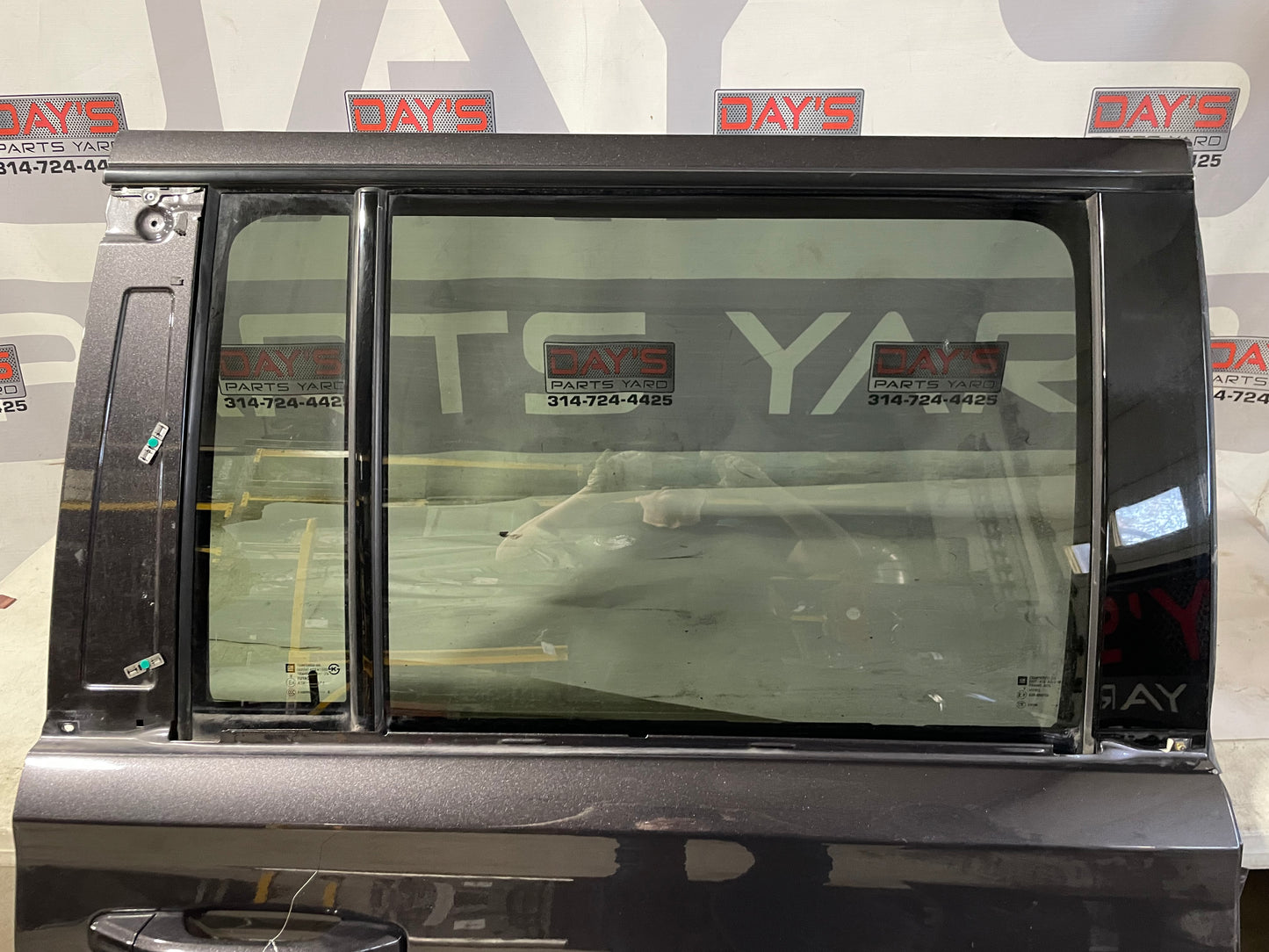 2018 Chevy Suburban LT Rear RH Passenger Exterior Door OEM - Day's Parts Yard