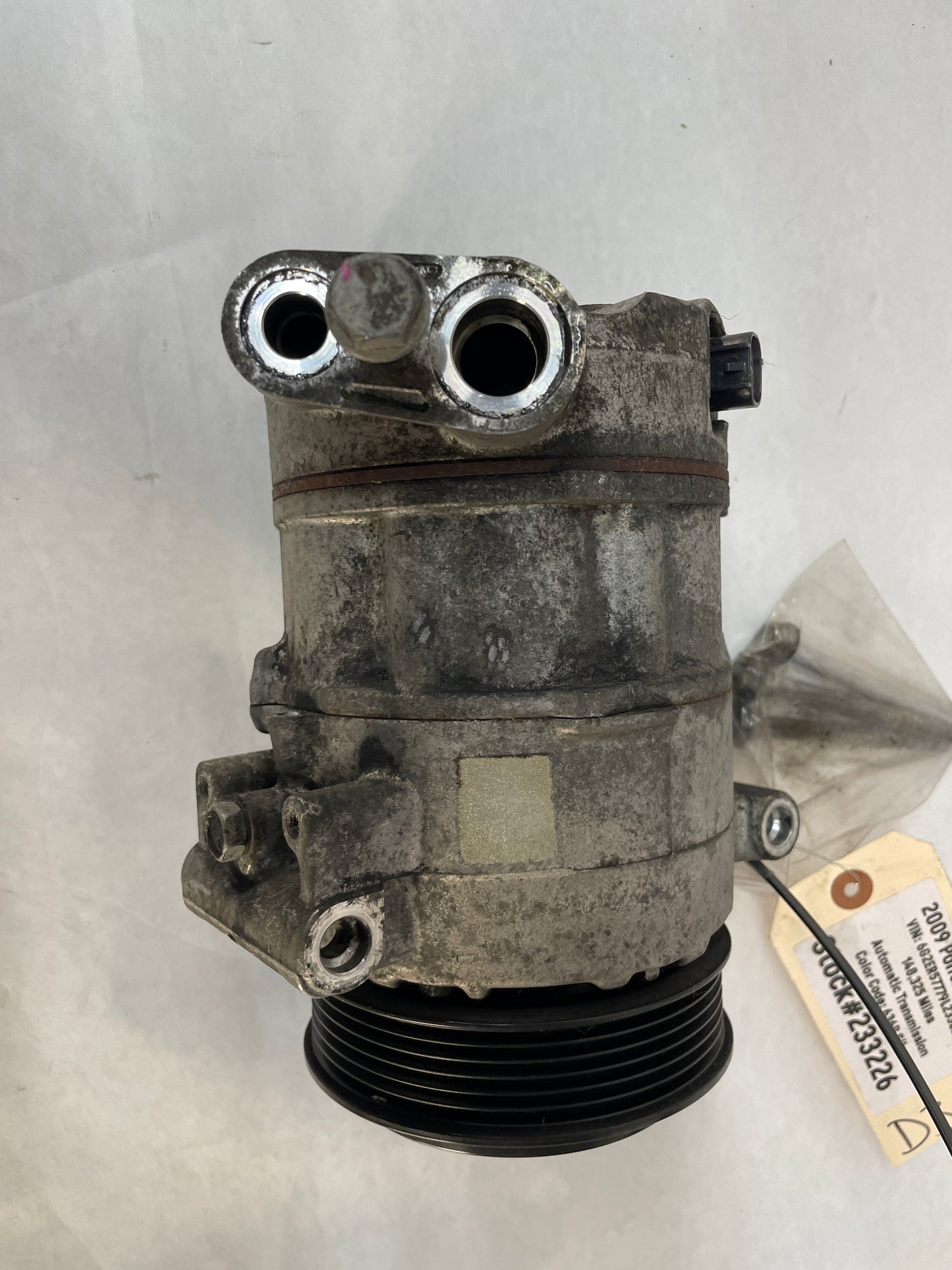 2009 Pontiac G8 AC A/C Air Conditioner Compressor OEM - Day's Parts Yard