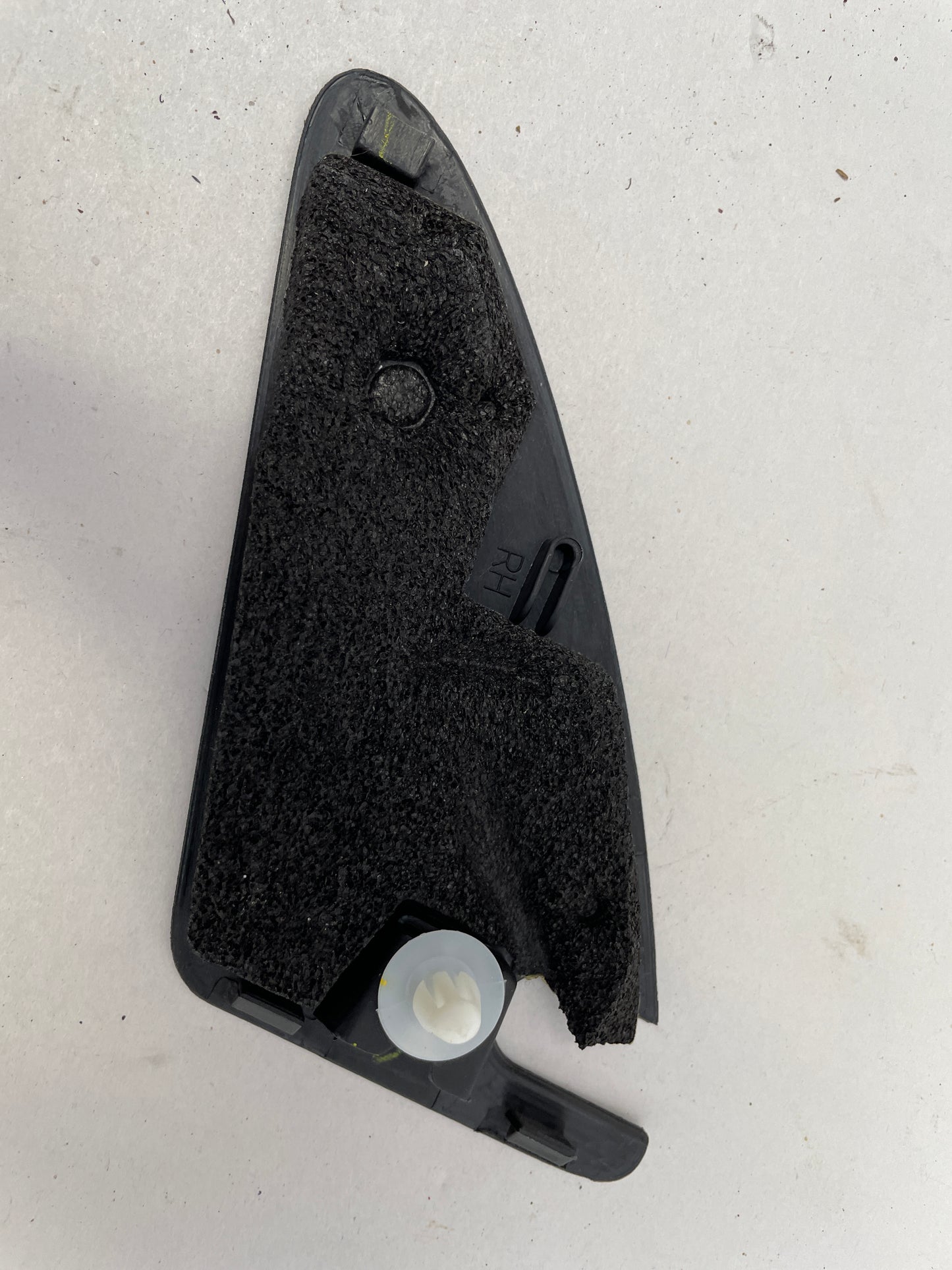 2014 Chevy SS Sedan Front RH Passenger Interior Mirror Cover OEM - Day's Parts Yard