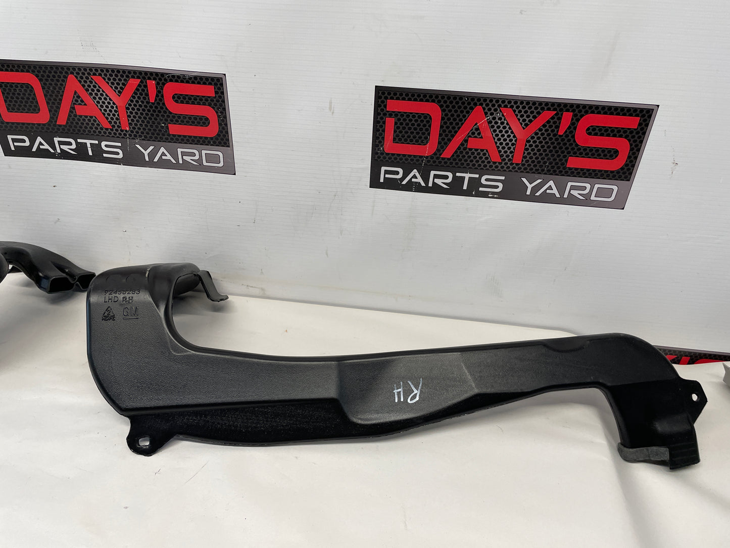 2017 Chevy SS Sedan RH & LH HVAC Carpet Vent Ducts OEM - Day's Parts Yard