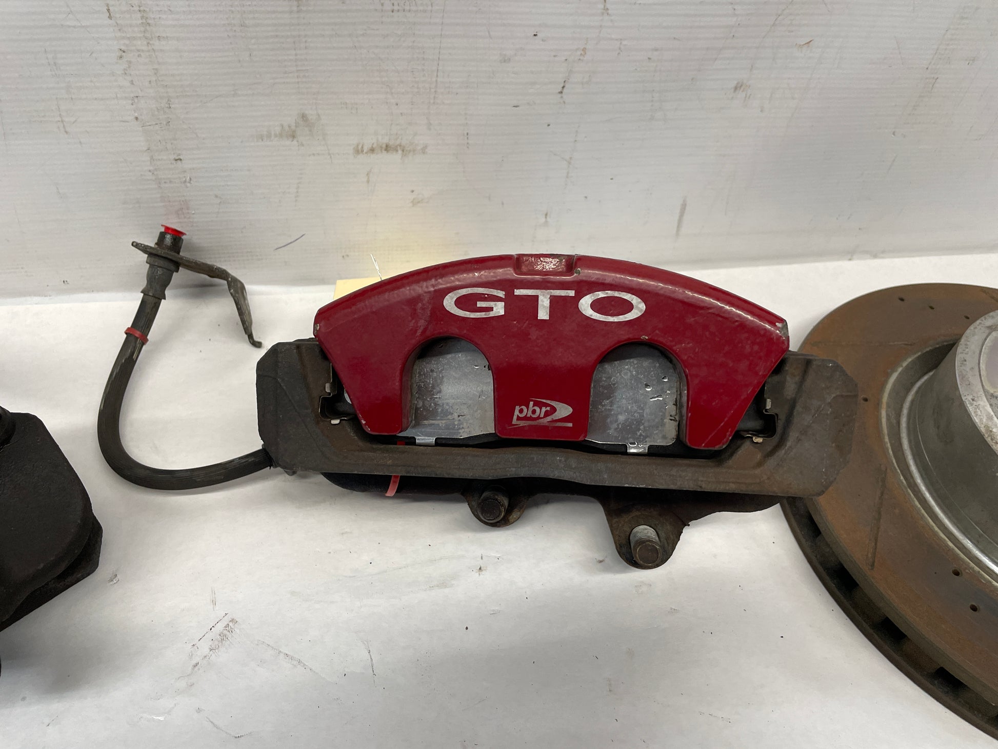 2005 Pontiac GTO PBR Brake Calipers and Rotors OEM - Day's Parts Yard