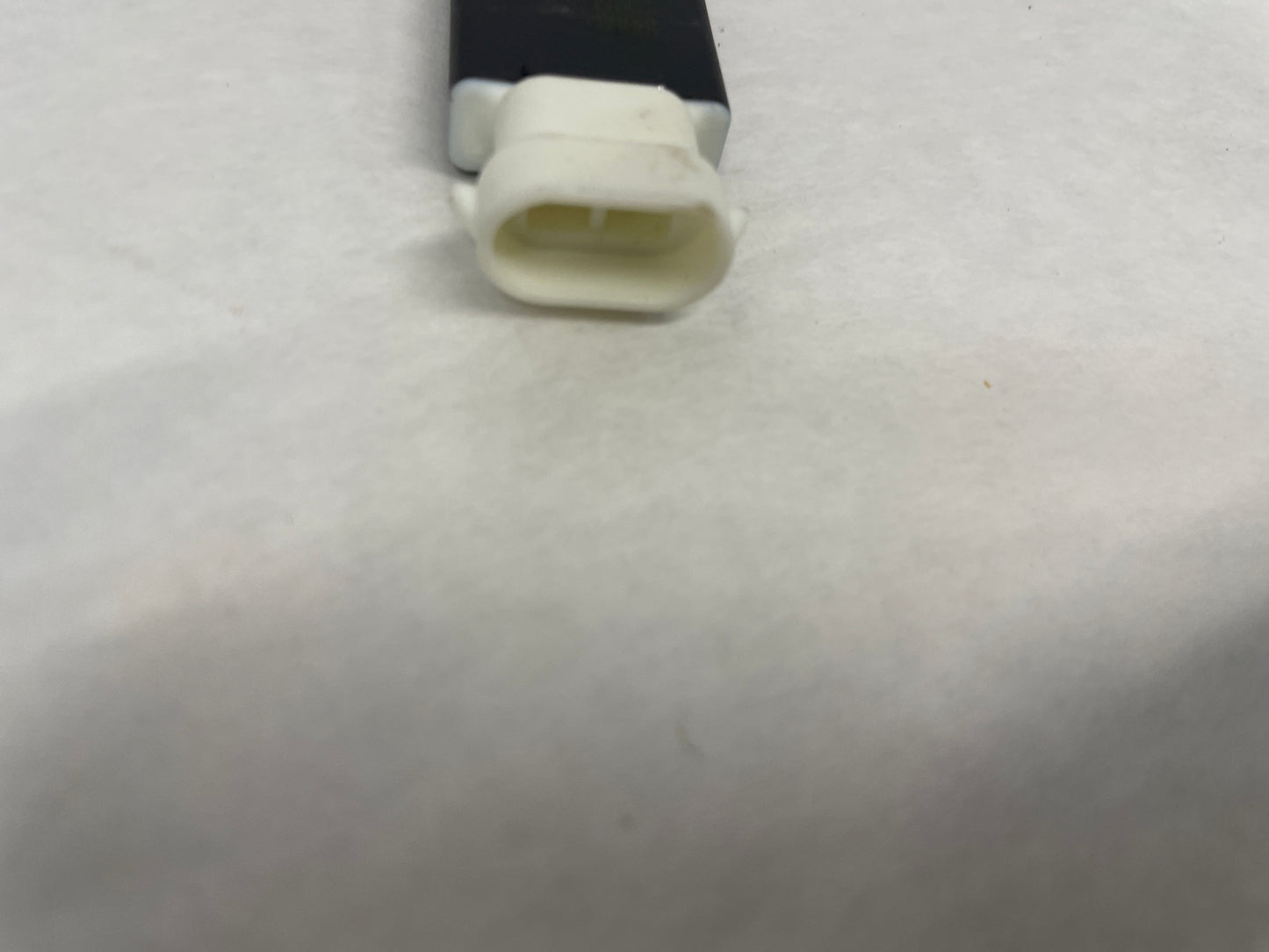 2014 Cadillac CTS-V Coupe Ignition Lock Key Transmitter Antenna OEM - Day's Parts Yard