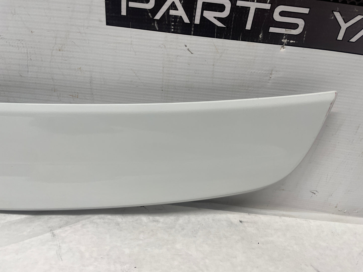 2008 Pontiac G8 Base Trunk Deck Lid Spoiler Wing OEM White - Day's Parts Yard