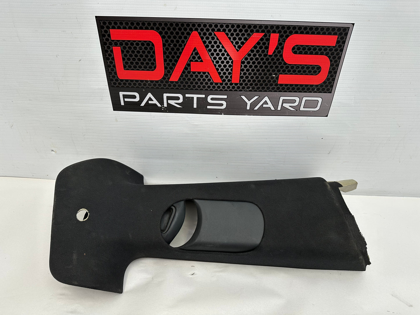 2006 Pontiac GTO RH Interior B Pillar Seat Belt Trim OEM - Day's Parts Yard