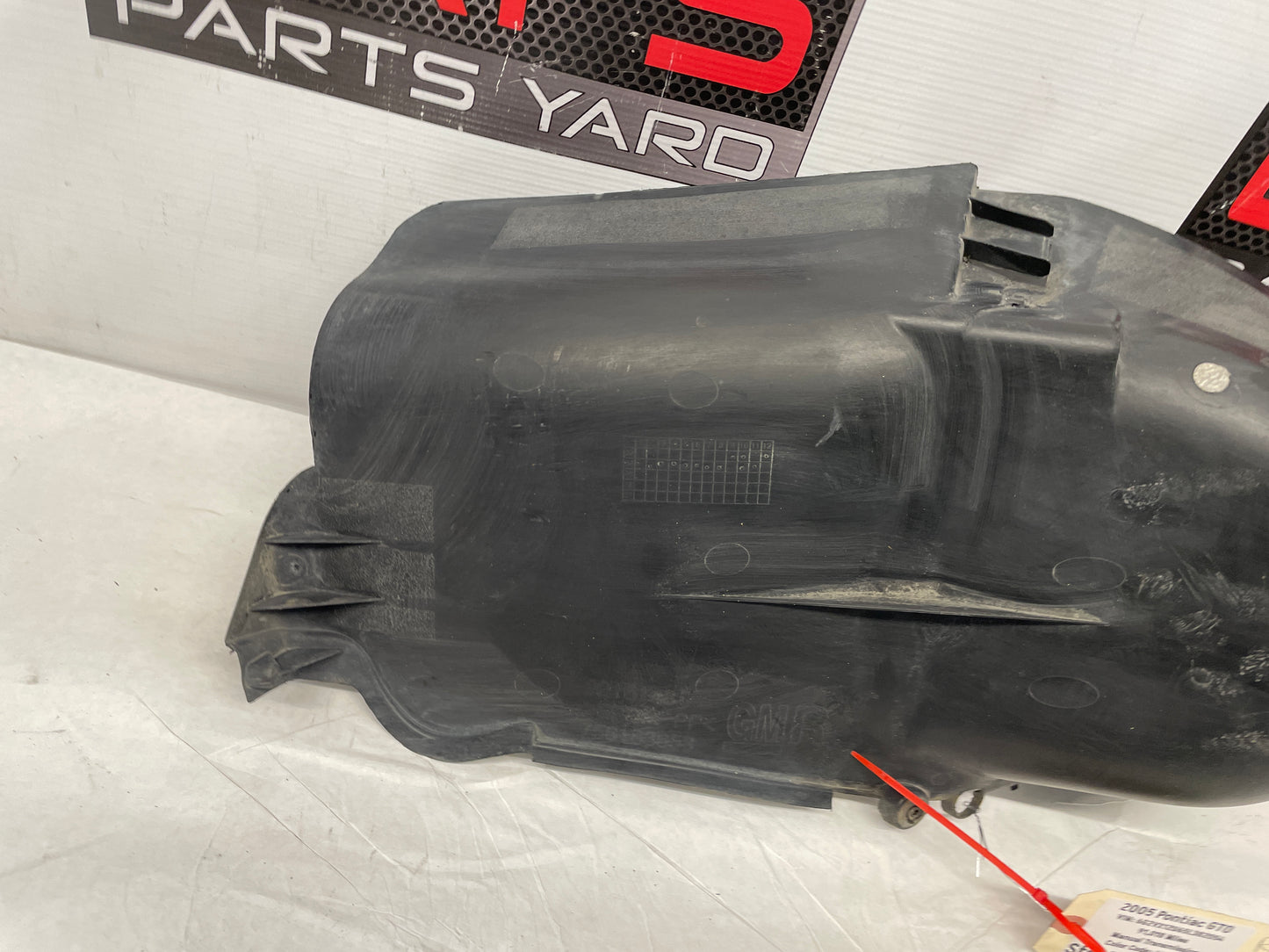 2005 Pontiac GTO RH Passenger Rear Wheel Well Liner OEM - Day's Parts Yard