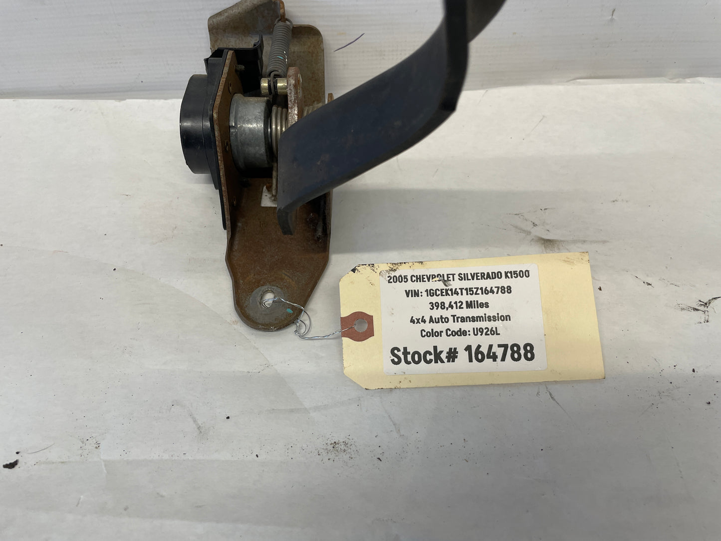 2005 Chevy Silverado K1500 Accelerator Gas Pedal OEM - Day's Parts Yard
