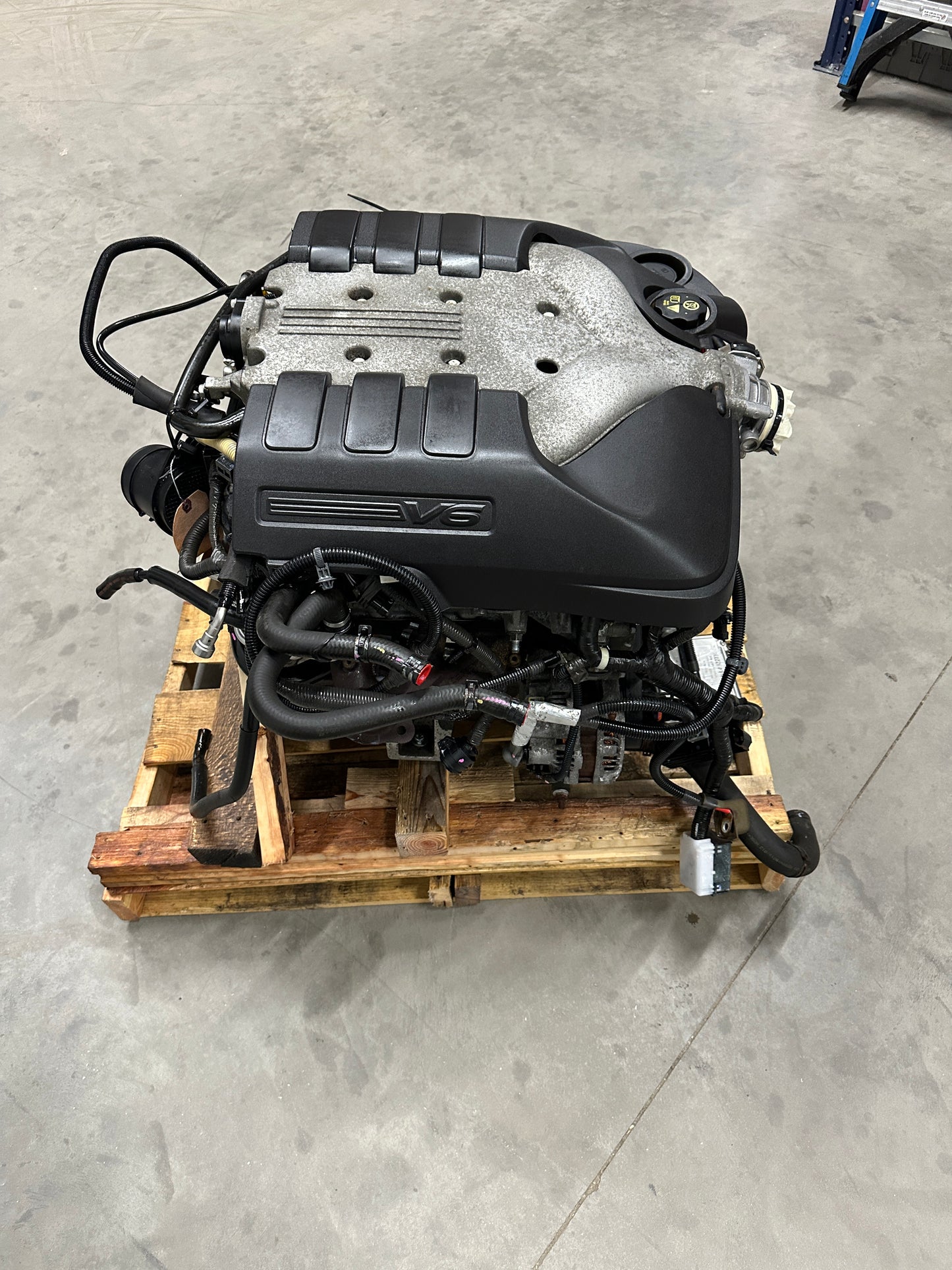 Pontiac G8 Base 3.6L LY6 V6 Engine Motor Assembly 77k - Day's Parts Yard