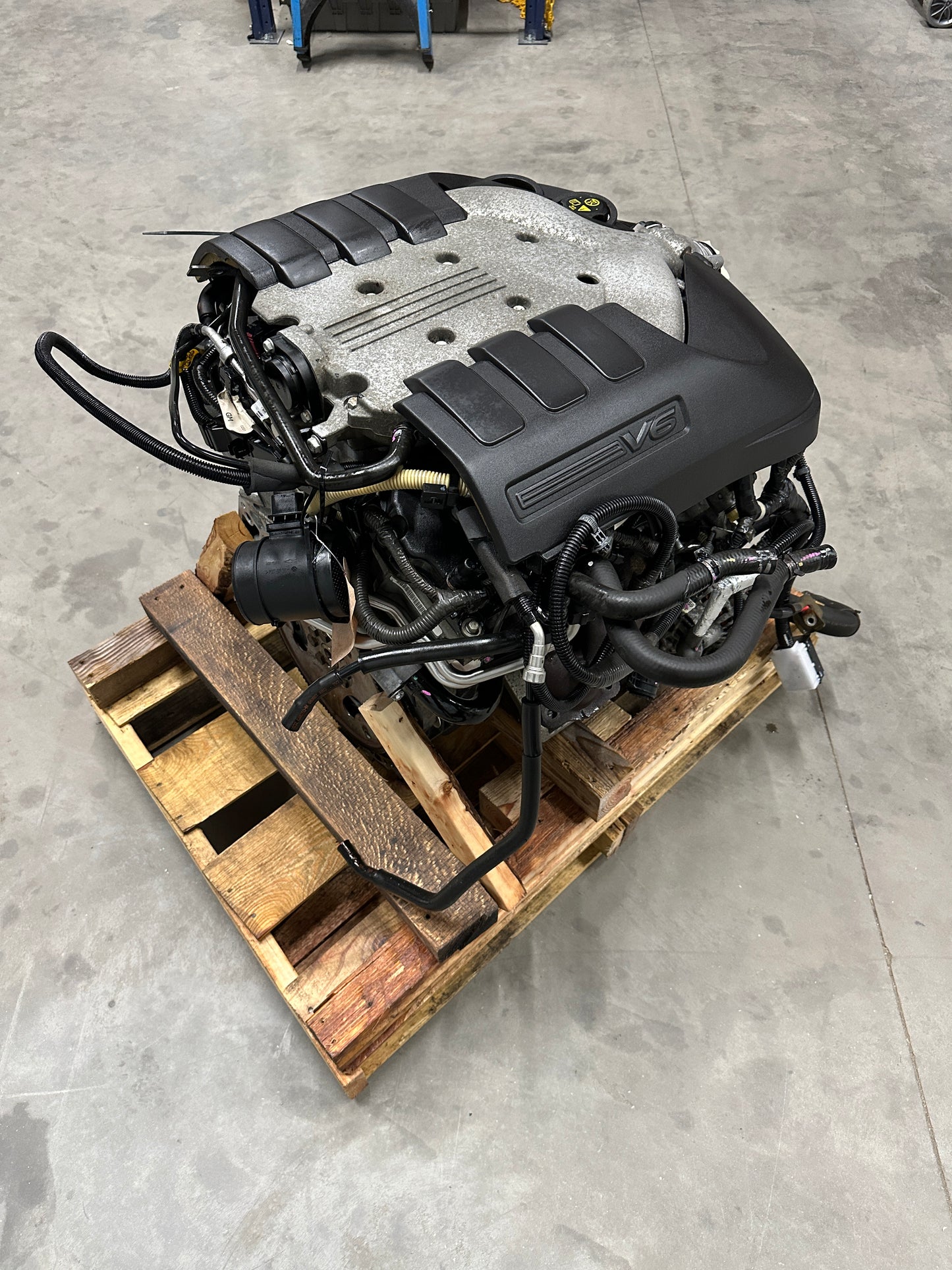 Pontiac G8 Base 3.6L LY6 V6 Engine Motor Assembly 77k - Day's Parts Yard