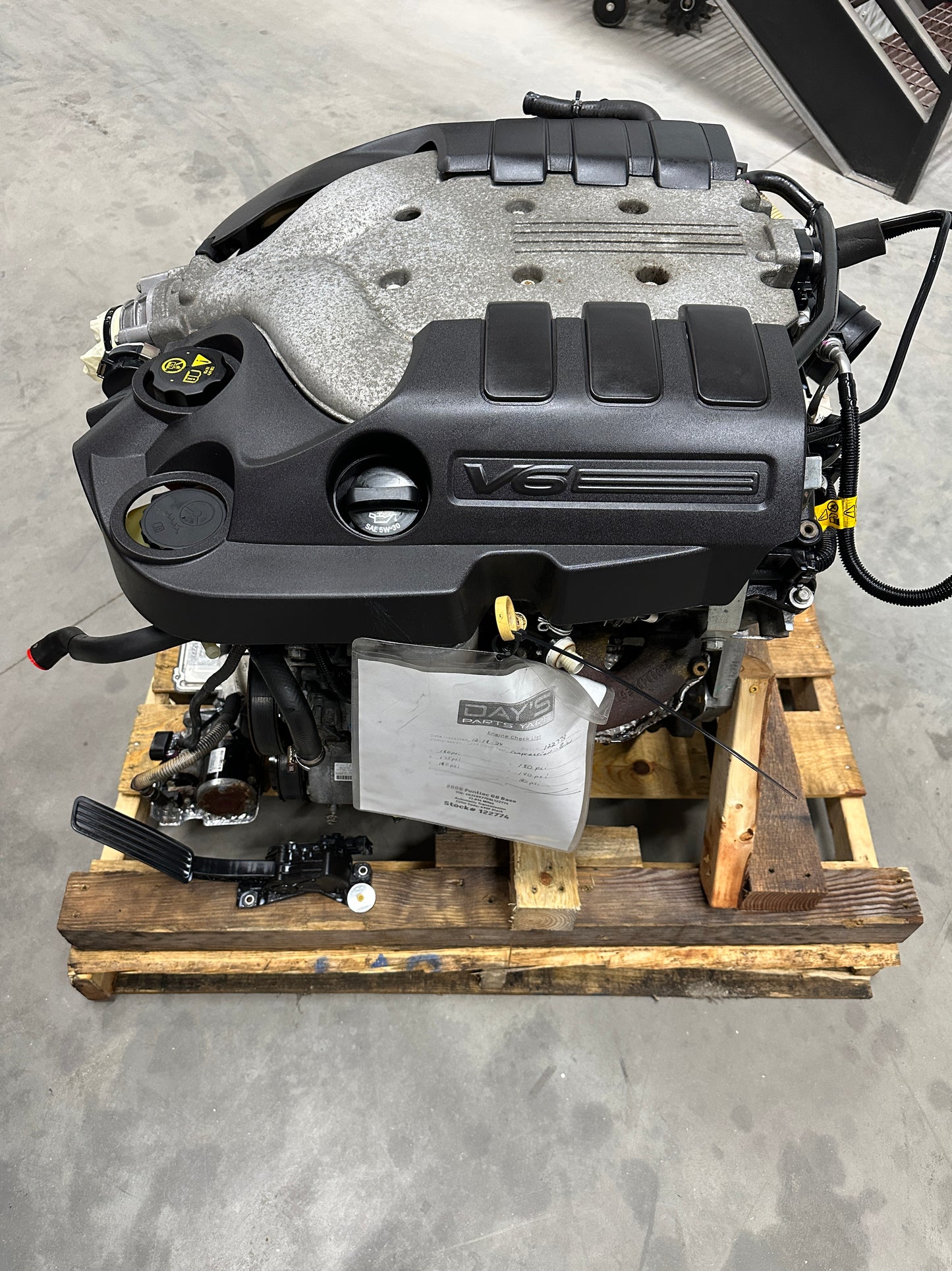 Pontiac G8 Base 3.6L LY6 V6 Engine Motor Assembly 77k - Day's Parts Yard