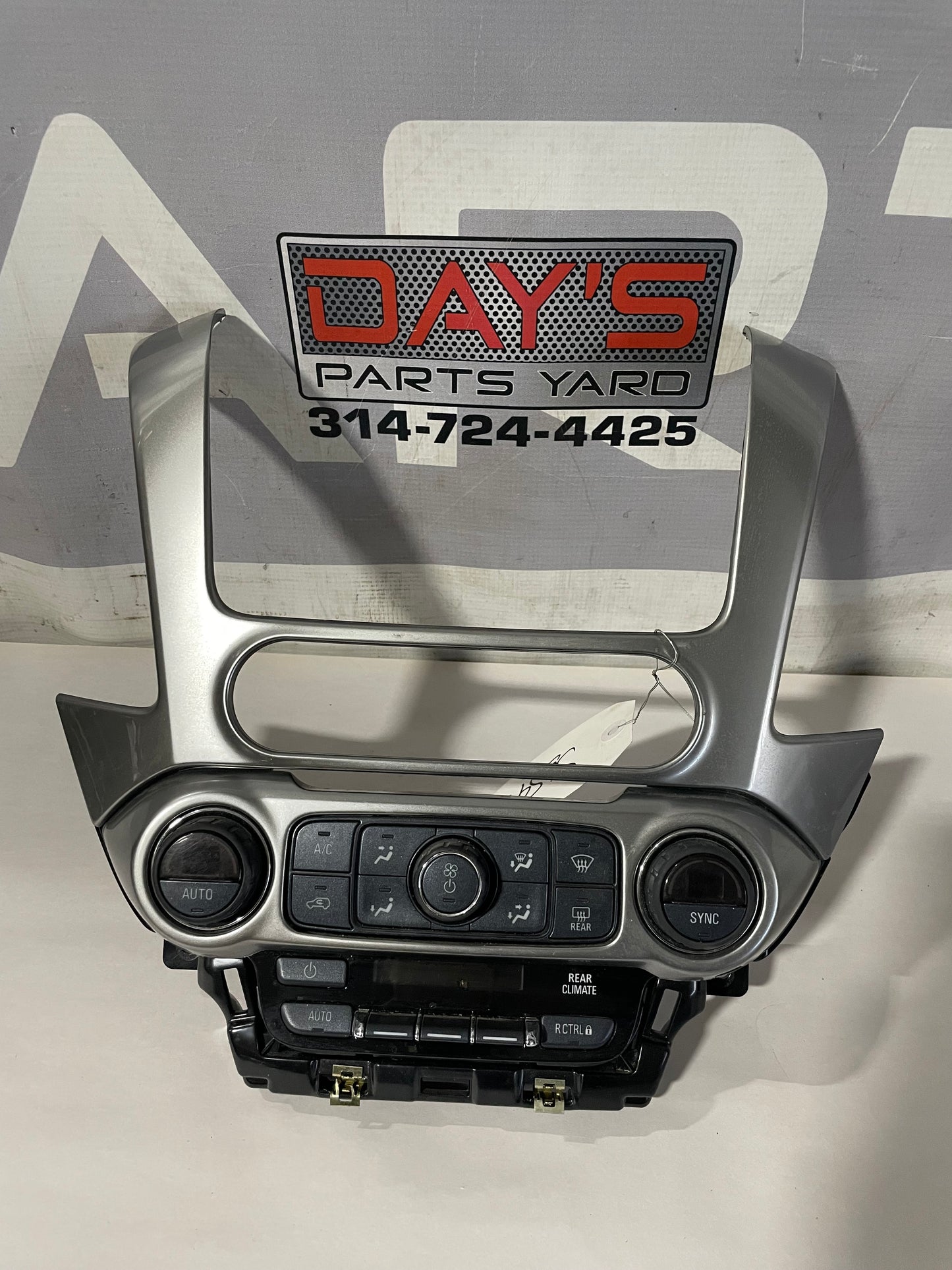 2018 Chevy Suburban LT Radio Bezel Climate Controls HVAC OEM - Day's Parts Yard