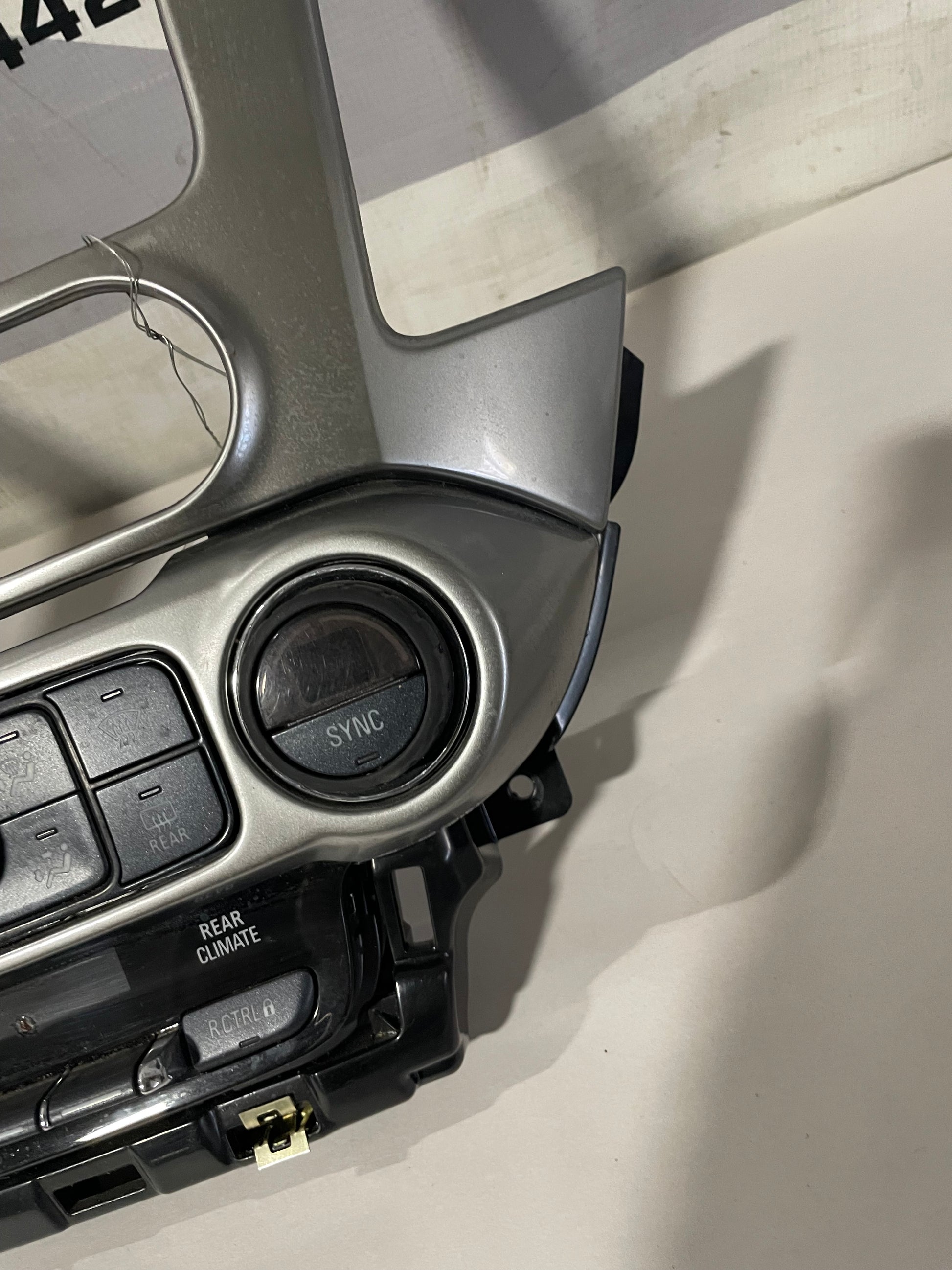 2018 Chevy Suburban LT Radio Bezel Climate Controls HVAC OEM - Day's Parts Yard