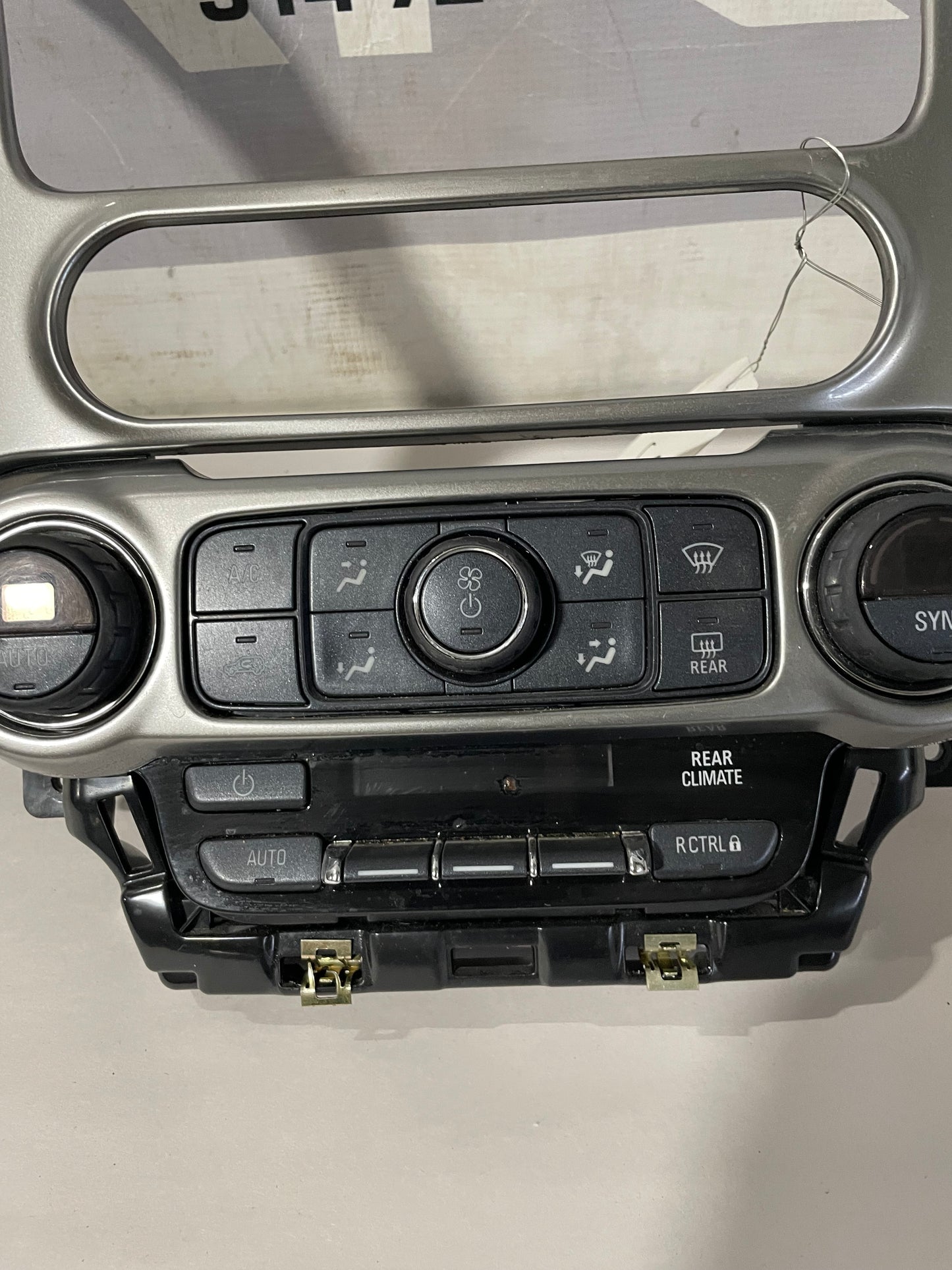 2018 Chevy Suburban LT Radio Bezel Climate Controls HVAC OEM - Day's Parts Yard