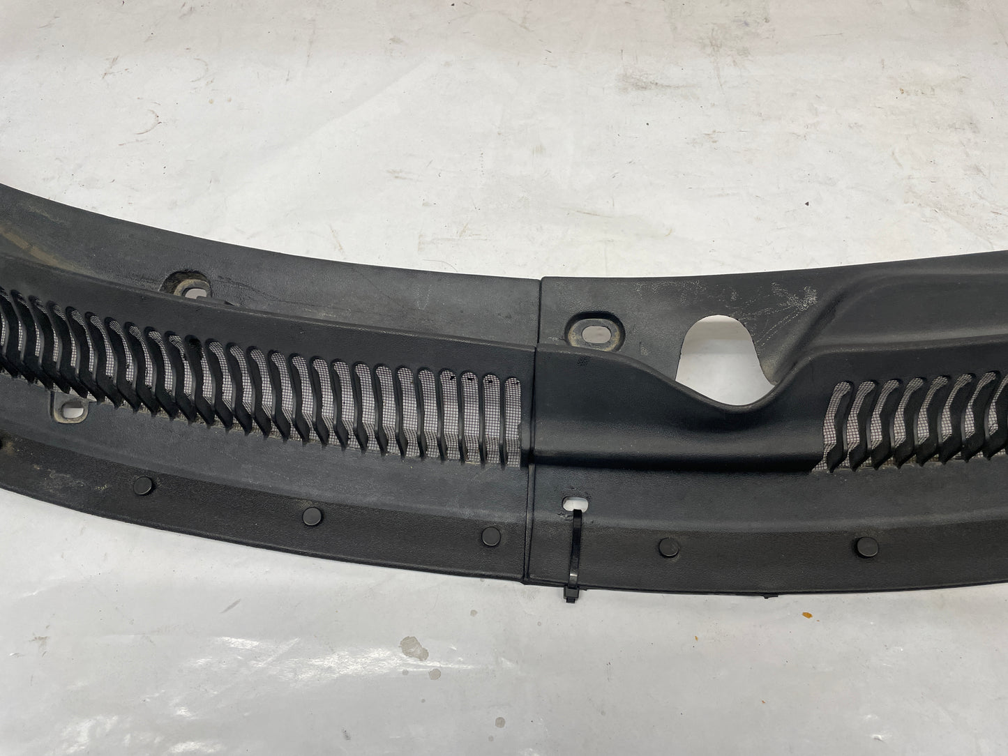 2000 Chevy Camaro Z28 Complete Windshield Wiper Cowl Panel Screen OEM - Day's Parts Yard