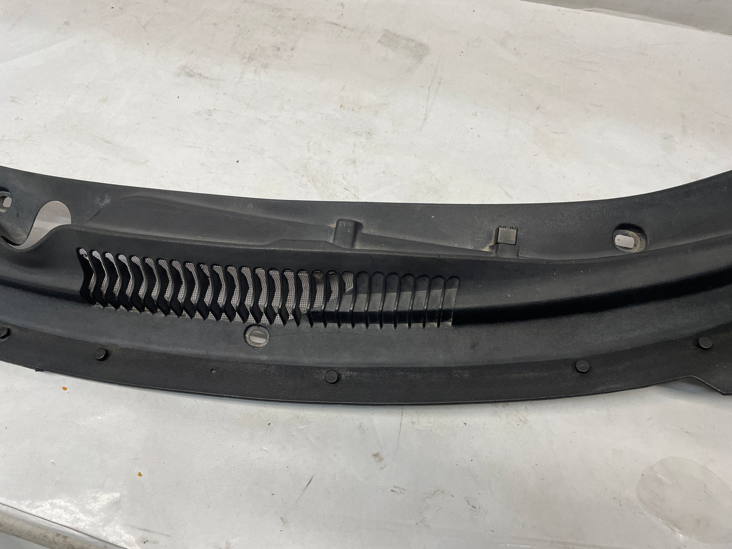 2000 Chevy Camaro Z28 Complete Windshield Wiper Cowl Panel Screen OEM - Day's Parts Yard