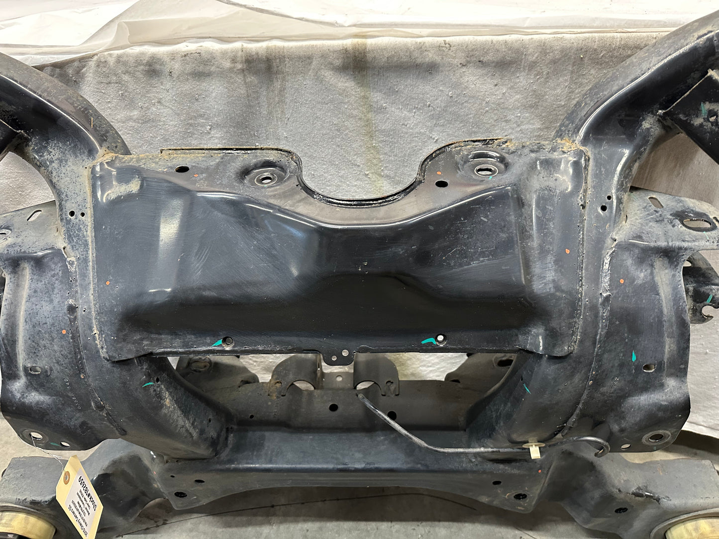 2010 Chevy Camaro SS Rear Suspension Cradle Sub Frame K Member Support OEM - Day's Parts Yard