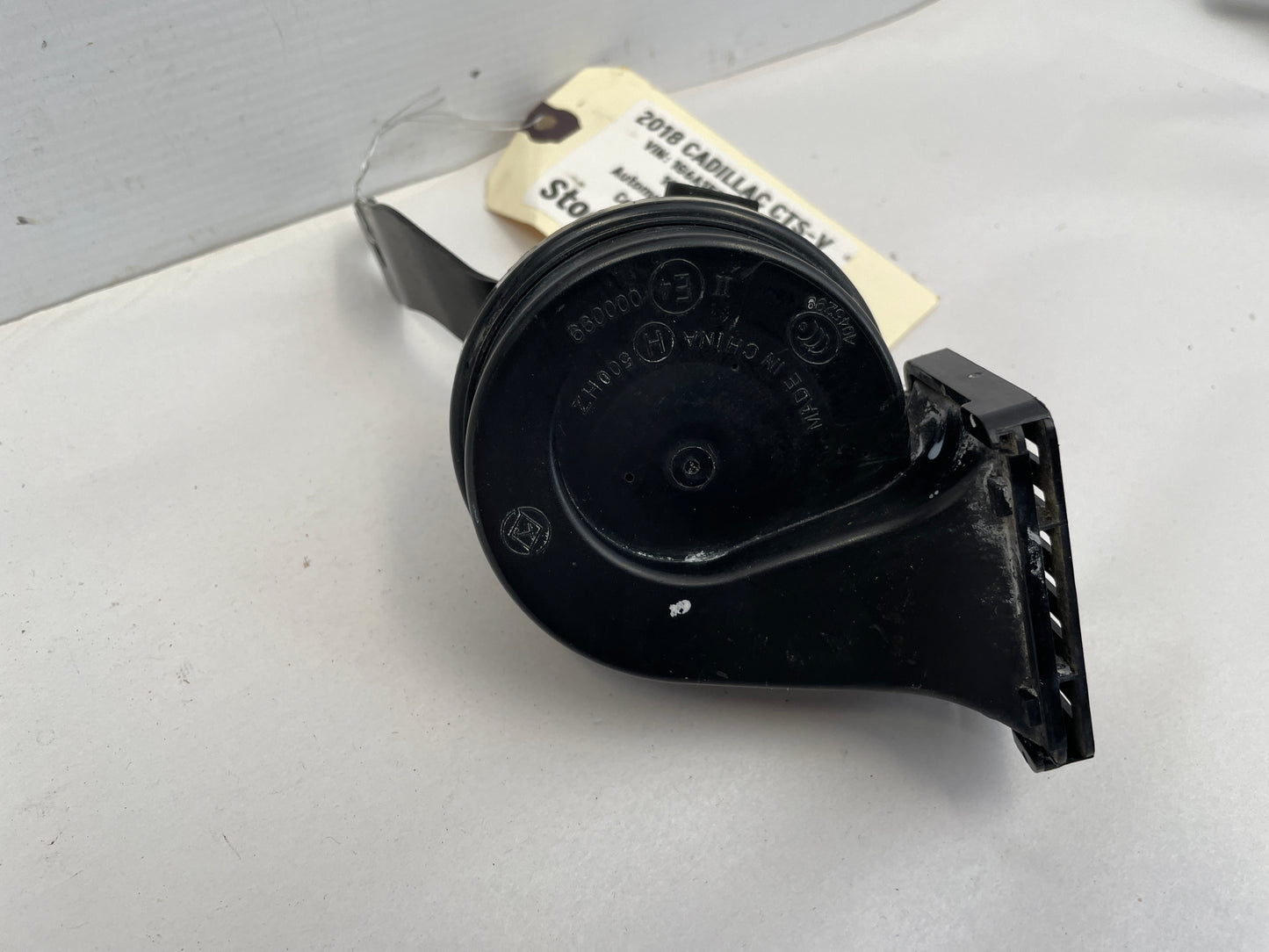 2018 Cadillac CTS-V Front LH Driver Hight Note Tone Horn OEM - Day's Parts Yard
