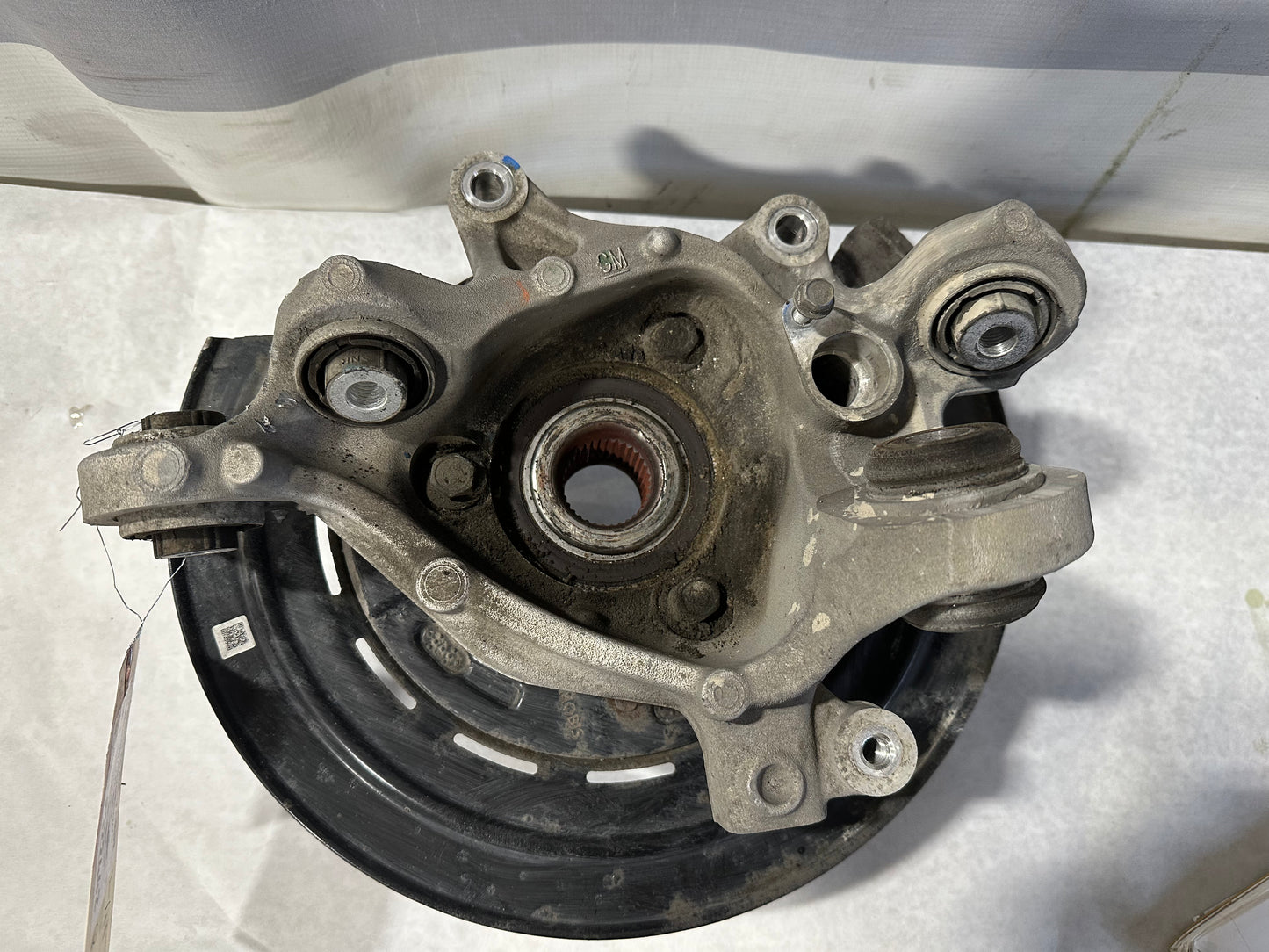 2017 Cadillac ATS-V Coupe Rear LH Driver Spindle Knuckle Hub OEM - Day's Parts Yard
