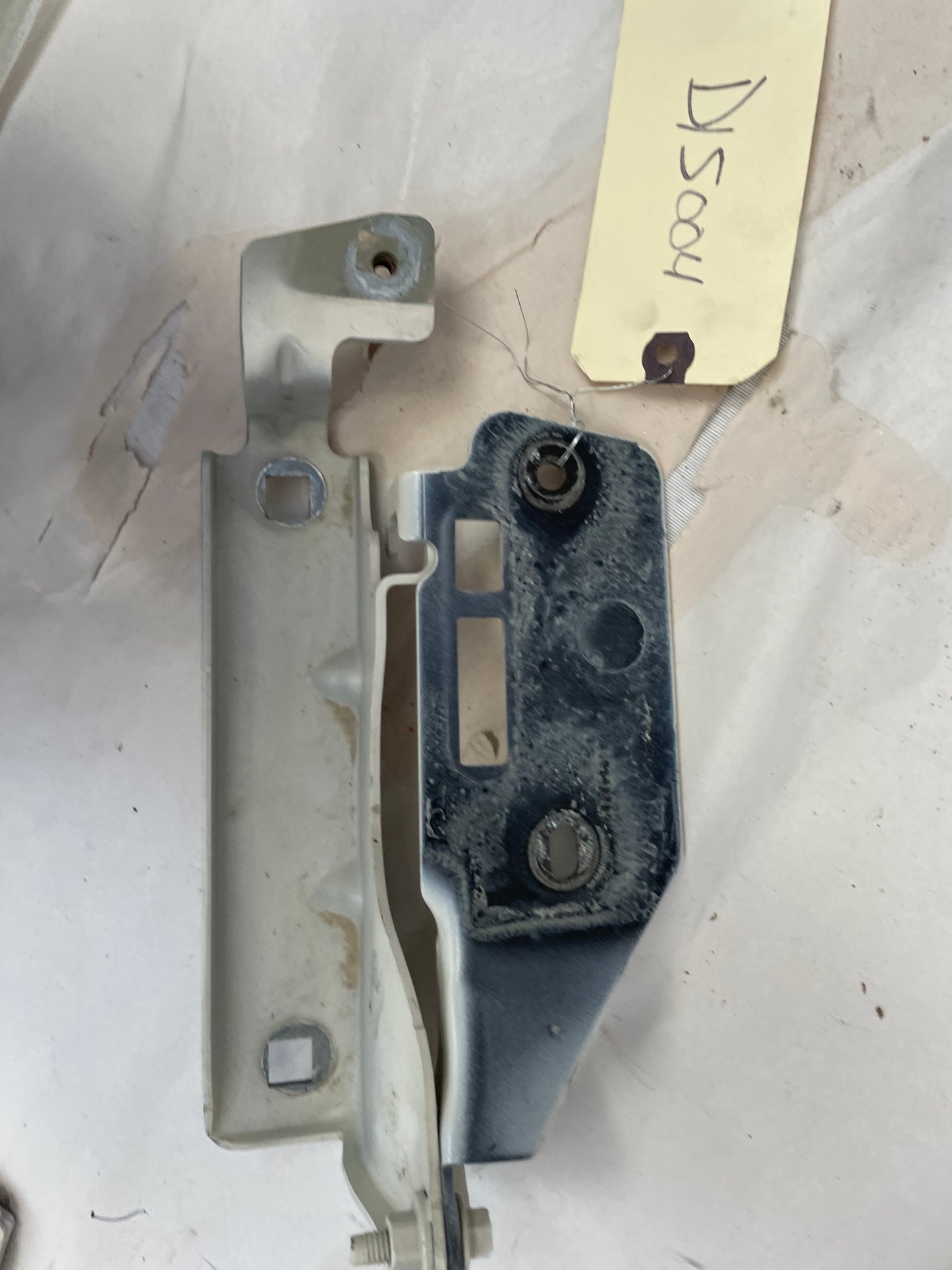 2014 Cadillac CTS-V Coupe LH Driver Hood Hinge OEM - Day's Parts Yard