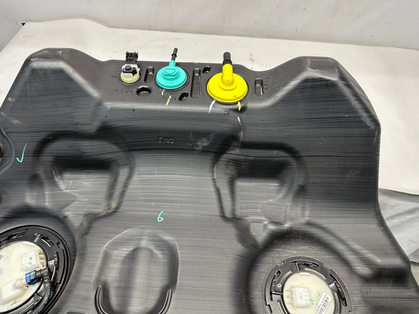2010 Chevy Camaro SS Fuel Gas Tank w/ Fuel Pump and Level Sensor OEM - Day's Parts Yard
