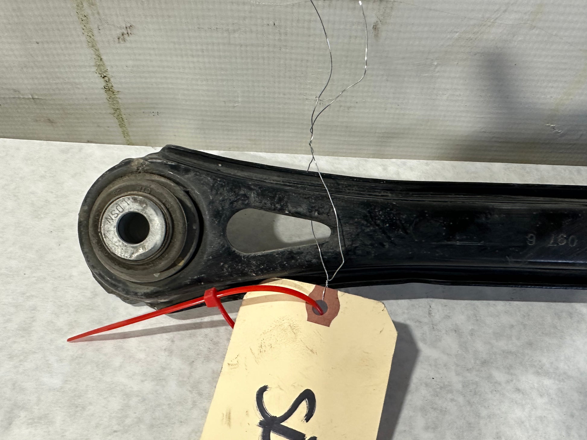 2017 Cadillac ATS-V Coupe Rear RH Passenger Lower Trailing Control Arm OEM - Day's Parts Yard