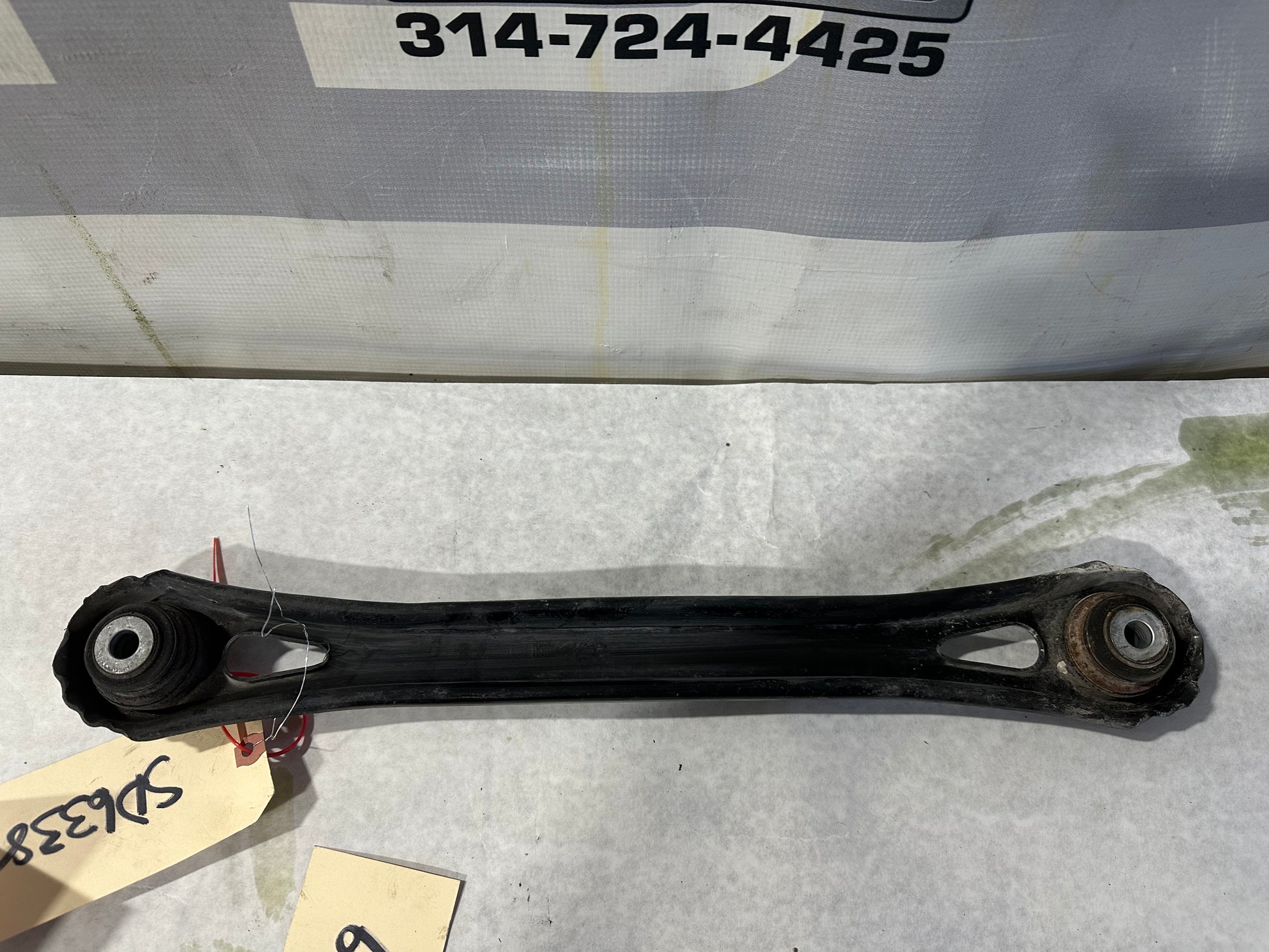 2017 Cadillac ATS-V Coupe Rear RH Passenger Lower Trailing Control Arm OEM - Day's Parts Yard