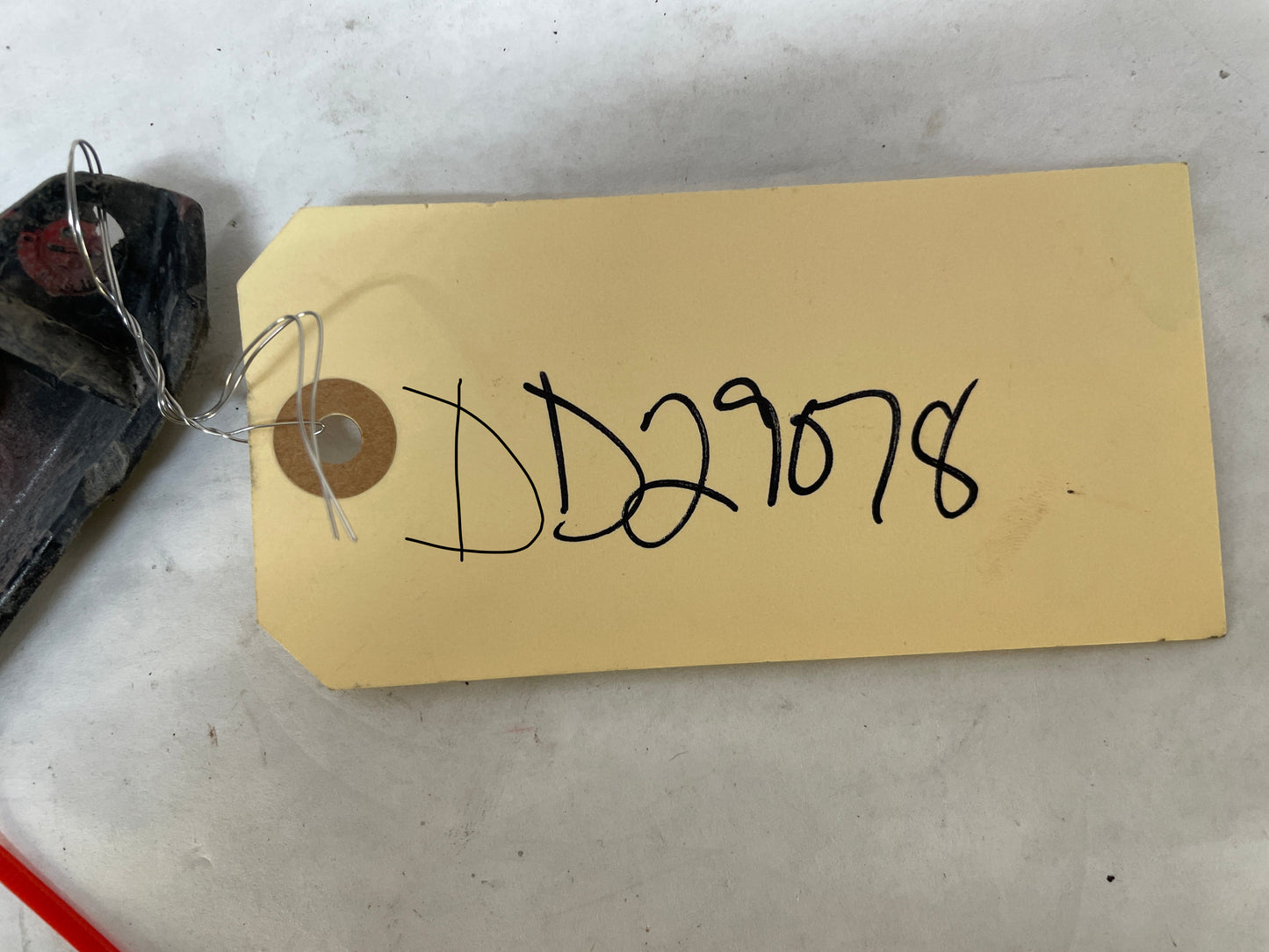 2009 Pontiac G8 GT RH Passenger Front Bumper Bar Bracket OEM