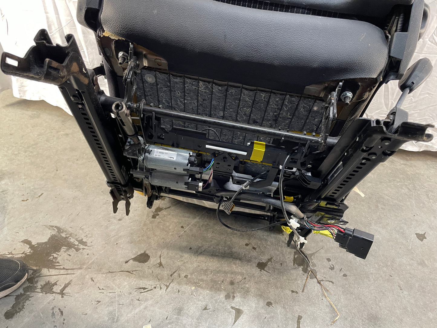 2013 Chevy Caprice PPV Cloth Front Seats OEM LOCAL PICK UP - Day's Parts Yard