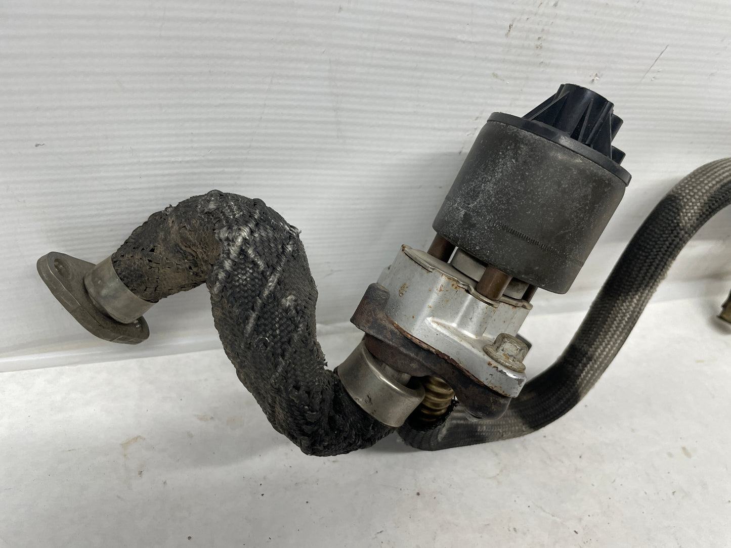1999 Chevy Camaro Z28 SS EGR Exhaust Gas Recirculation Valve OEM