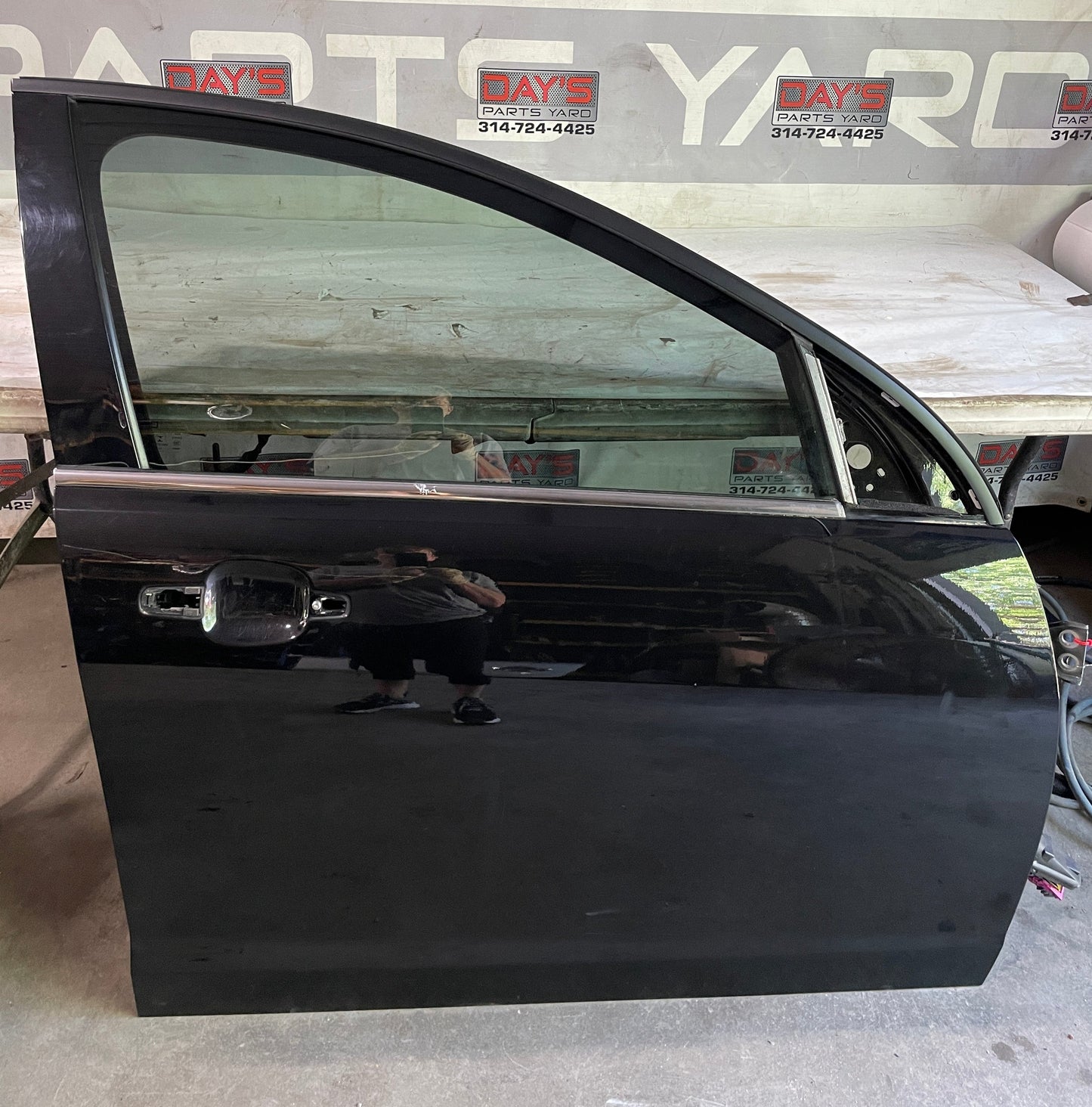 2014 Chevy SS Sedan Front RH Passenger Exterior Door OEM - Day's Parts Yard