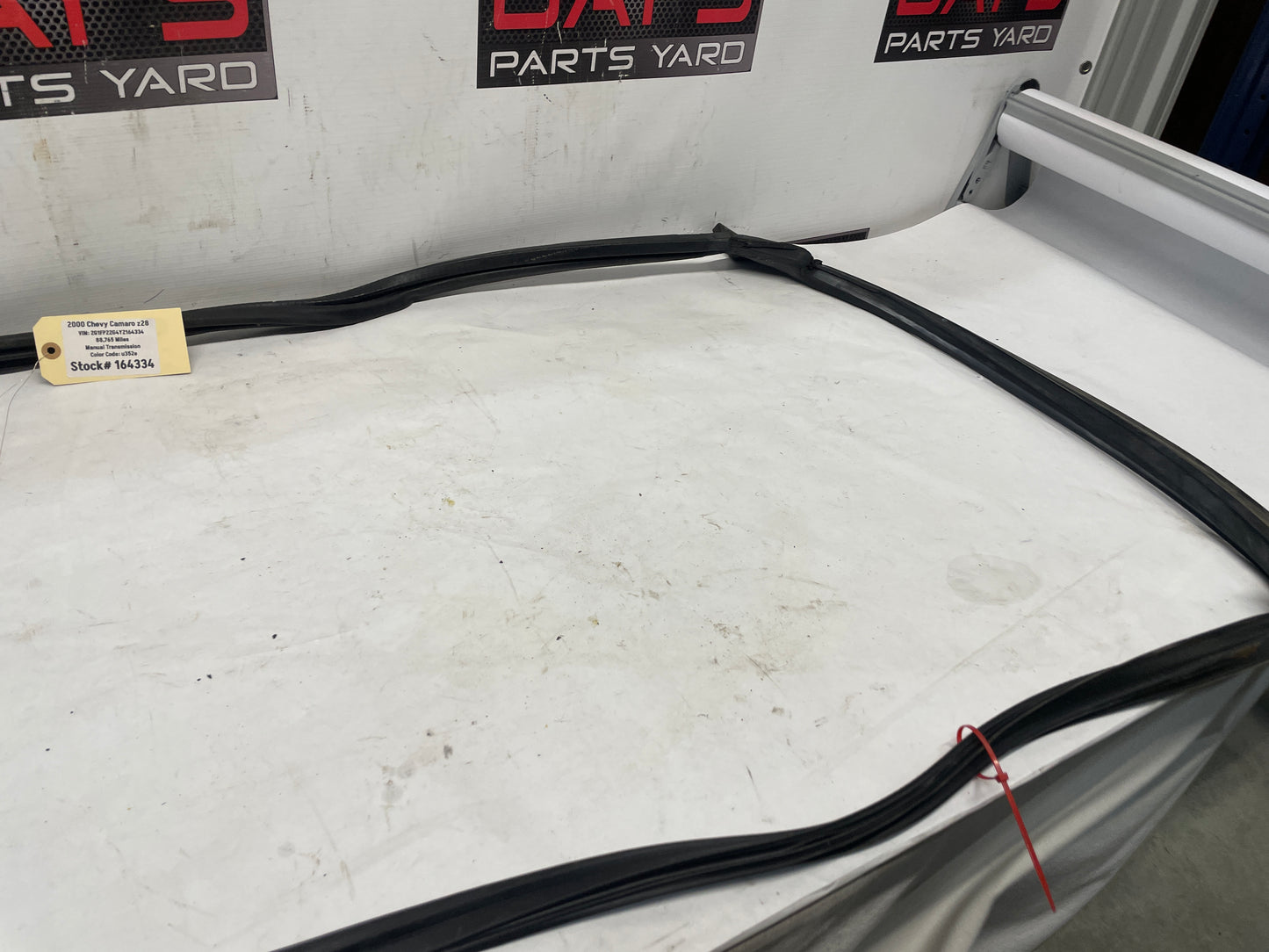 2000 Chevy Camaro Z28 RH Passenger Body T-Top Weather Strip Seal OEM - Day's Parts Yard