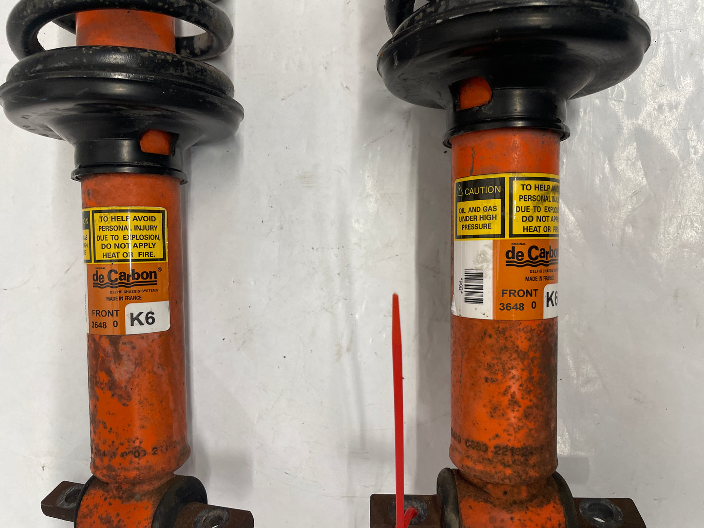 2000 Chevy Camaro Z28 RH & LH De Carbon Front Suspension Struts OEM - Day's Parts Yard