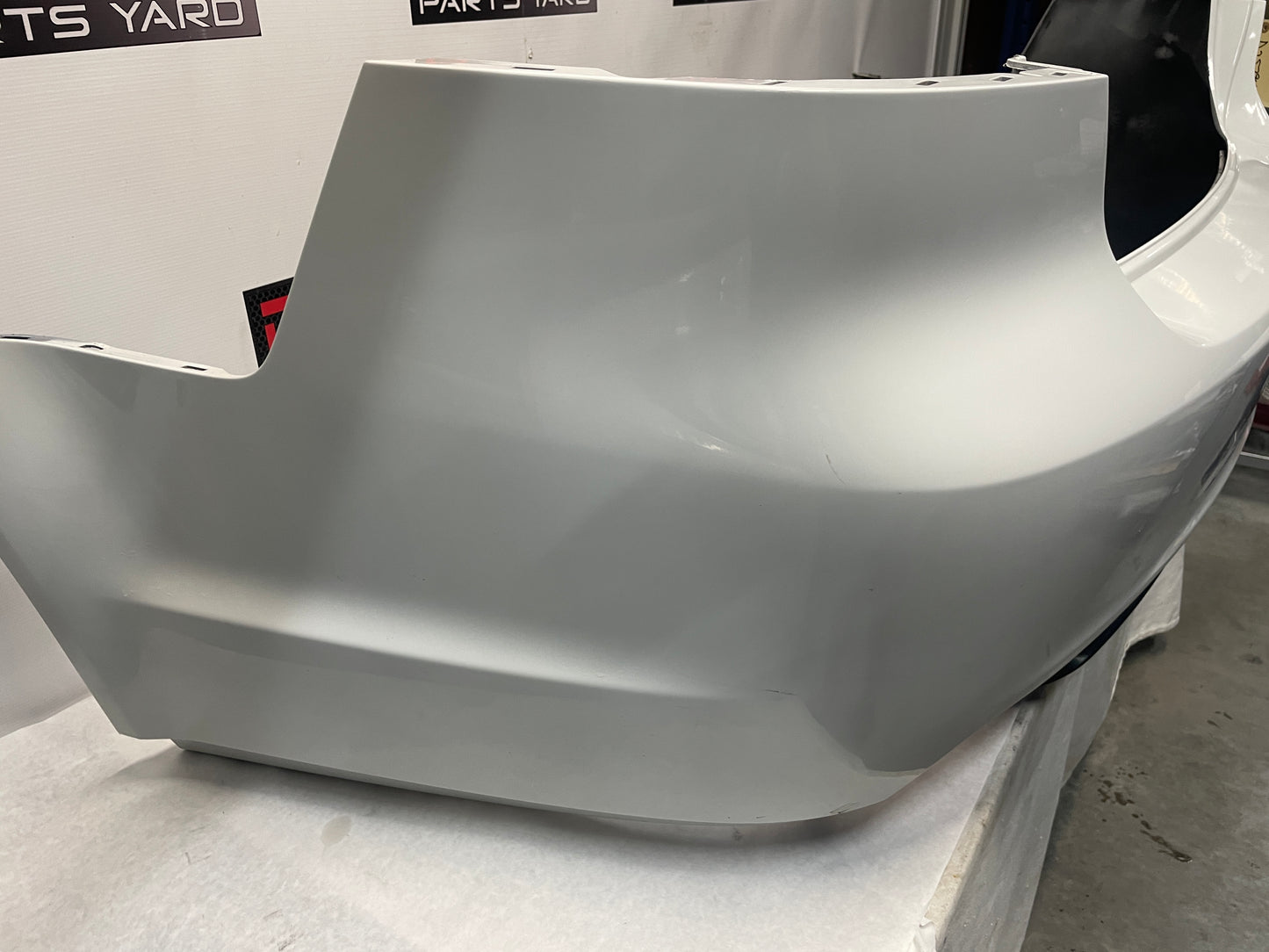 2008 Pontiac G8 Base Rear Bumper Cover Fascia White OEM - Day's Parts Yard