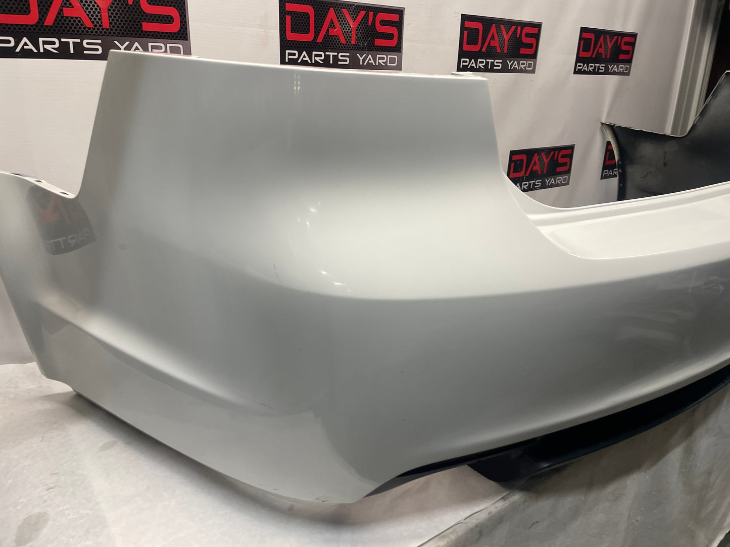 2008 Pontiac G8 Base Rear Bumper Cover Fascia White OEM - Day's Parts Yard