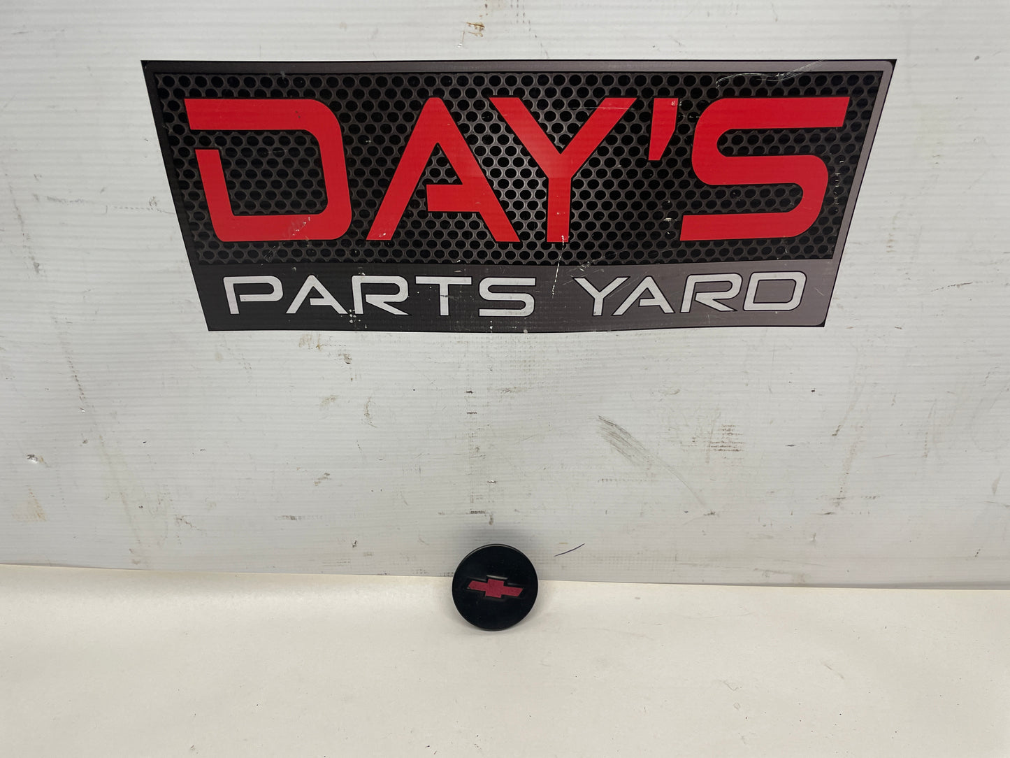 2014 Chevy Camaro SS 1LE Wheel Center Cap OEM - Day's Parts Yard