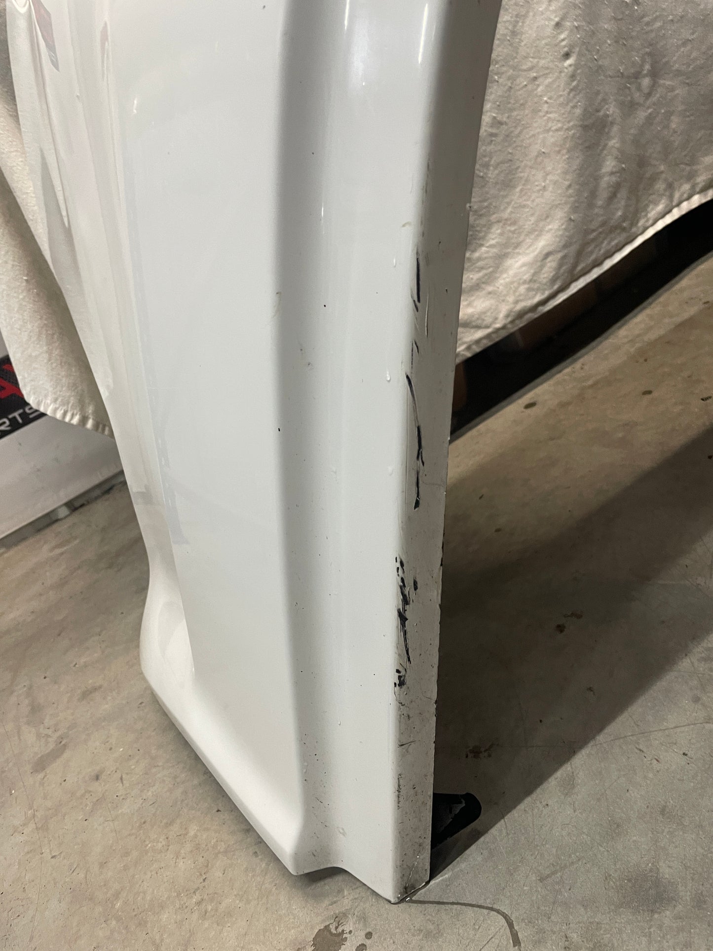 2008 Pontiac G8 Base Rear Bumper Cover Fascia White OEM - Day's Parts Yard