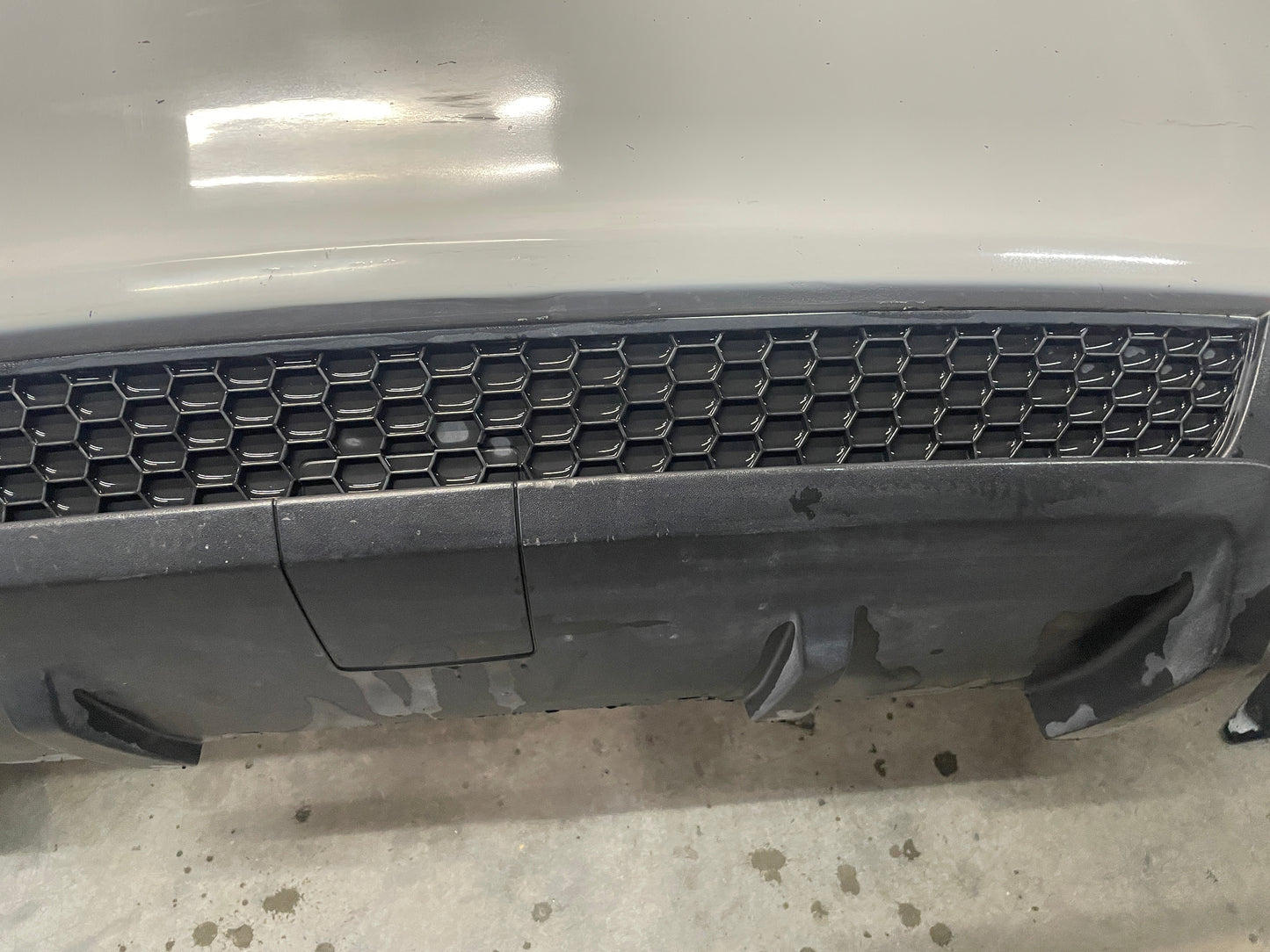 2008 Pontiac G8 Base Rear Bumper Cover Fascia White OEM - Day's Parts Yard