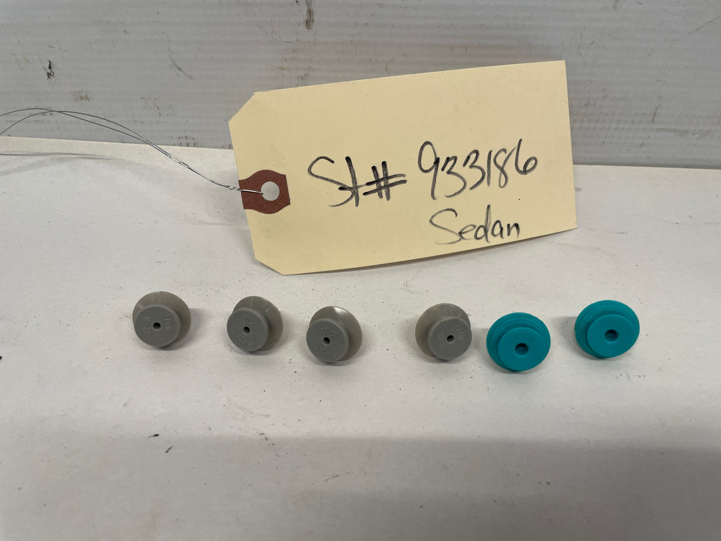 2014 Chevy SS Sedan Door Panel Clips OEM - Day's Parts Yard